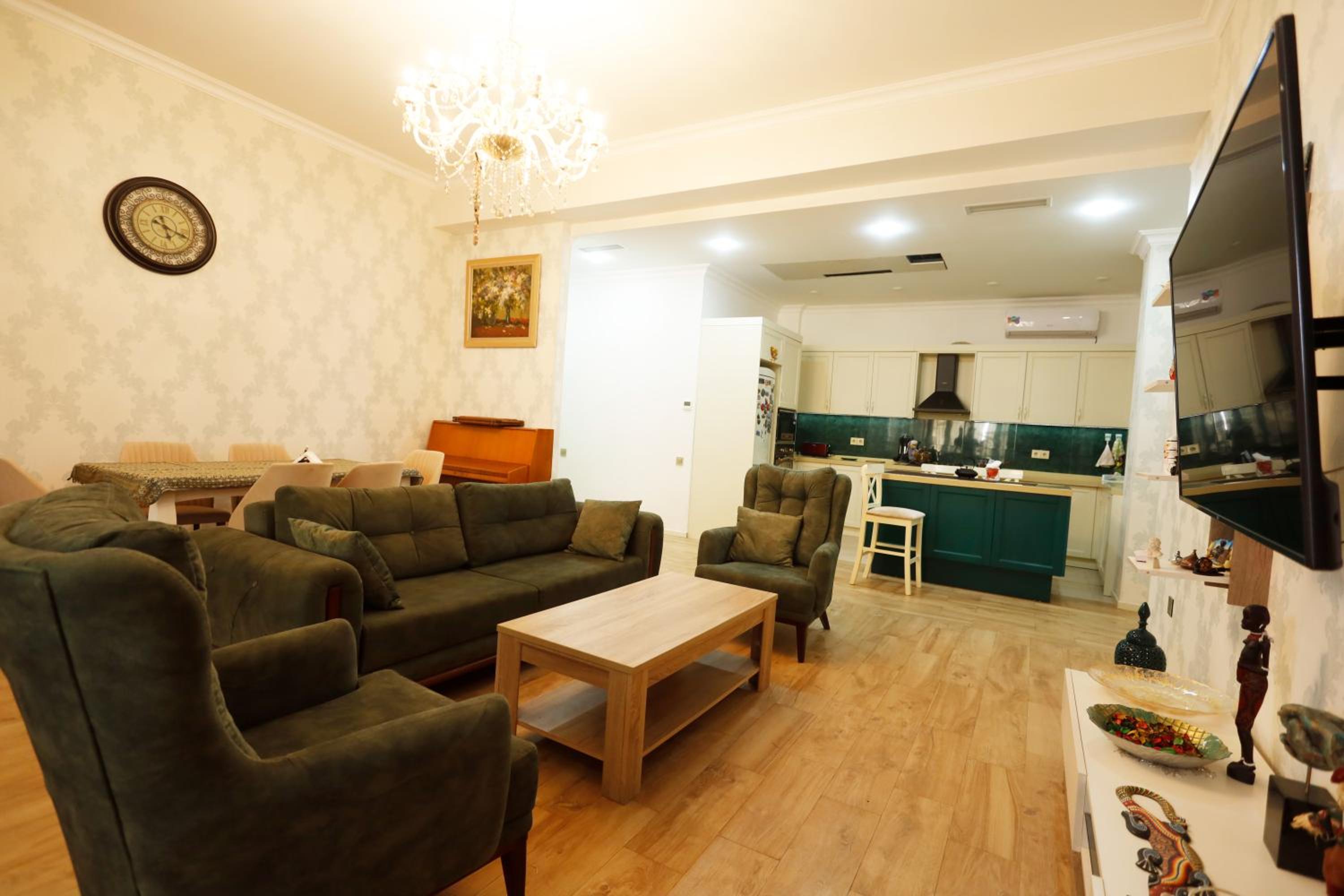Delmar Luxury Residence
