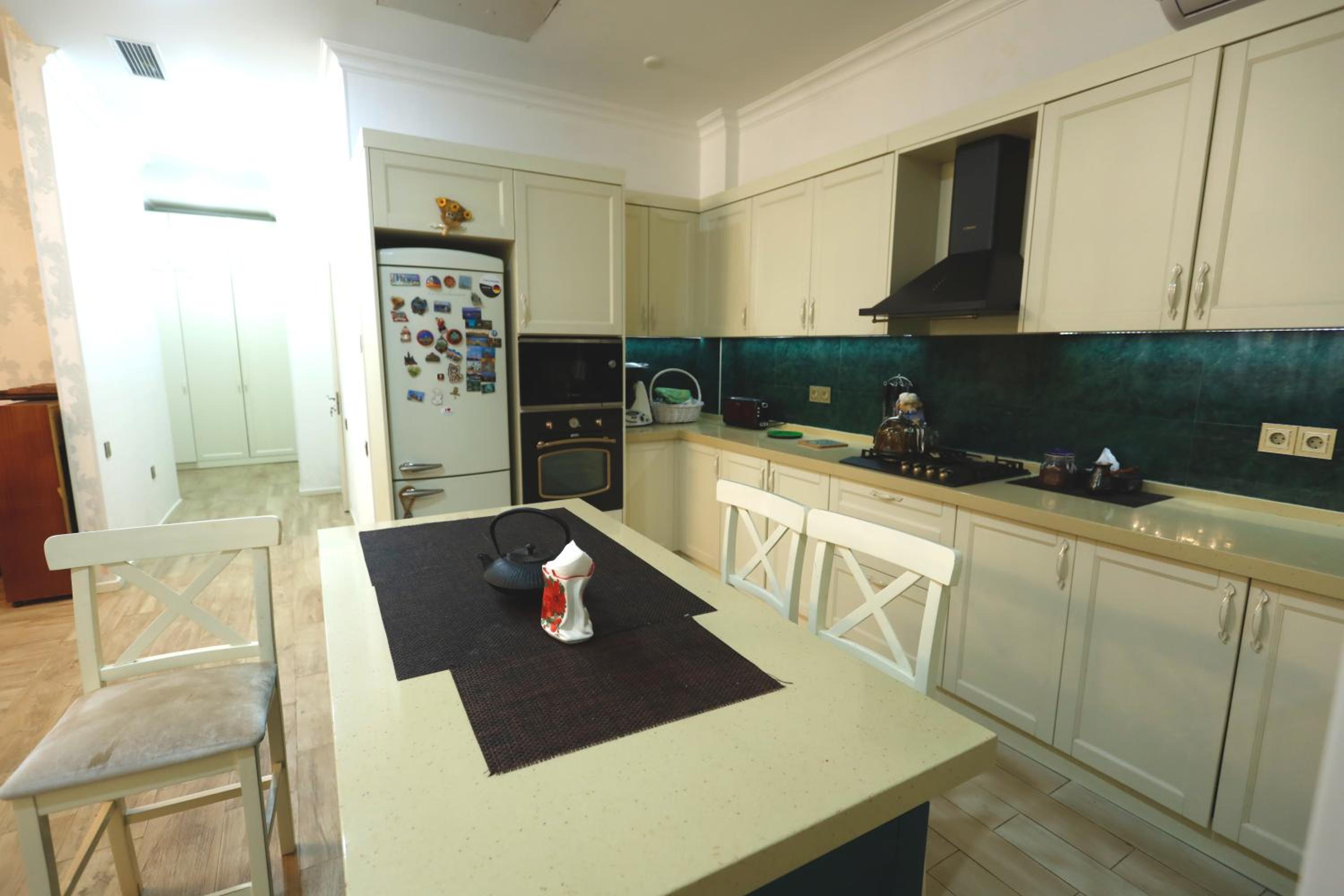 Delmar Luxury Residence