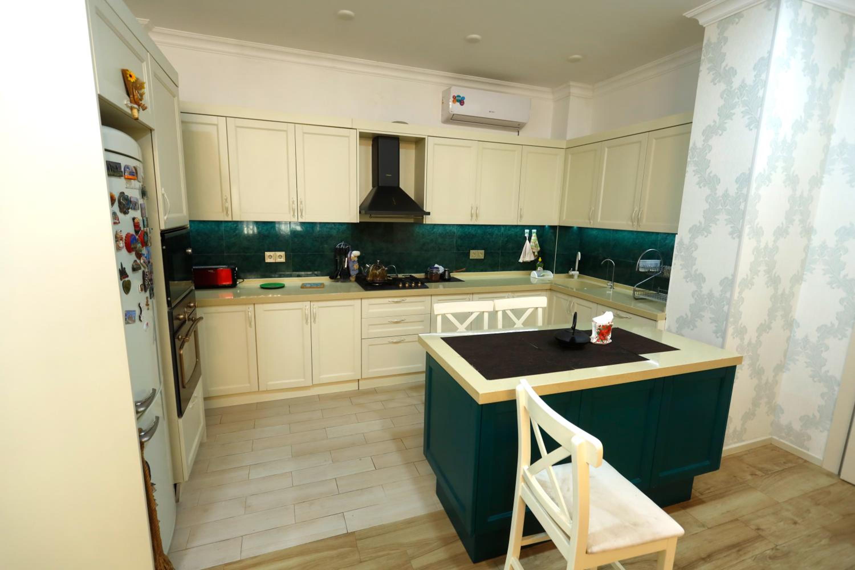 Delmar Luxury Residence