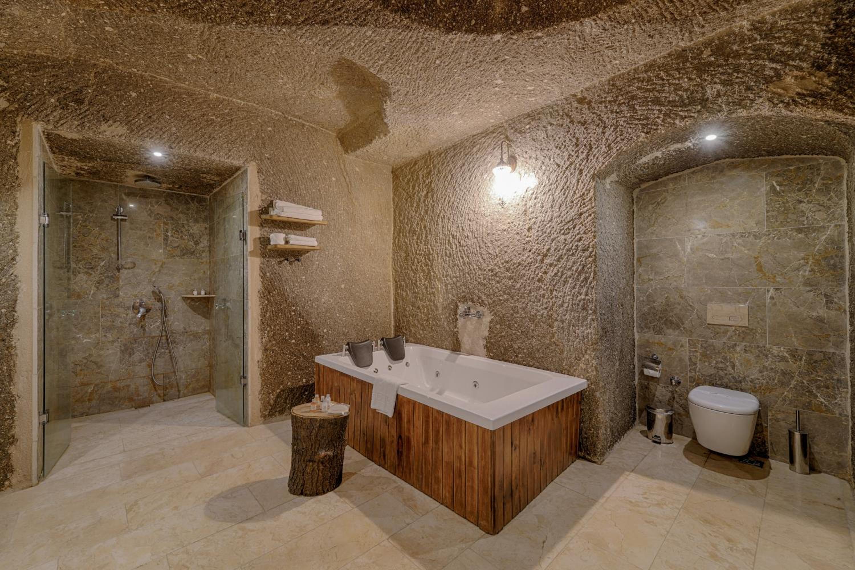 Hera Cave Suites - Image 209