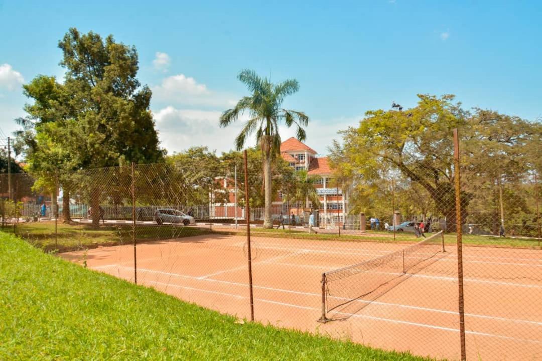 MAKERERE UNIVERSITY GUEST HOUSE