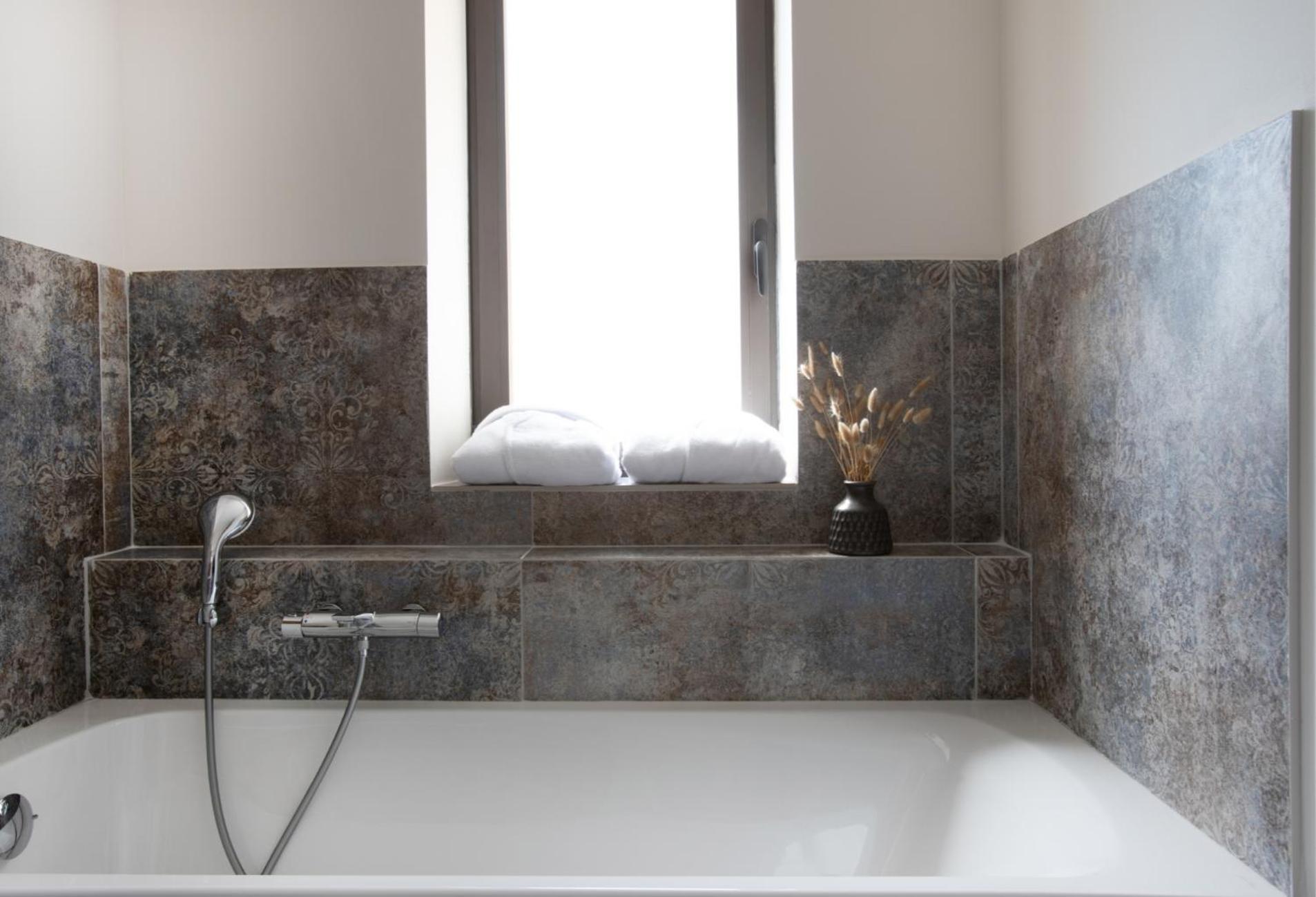 Jacuzzi