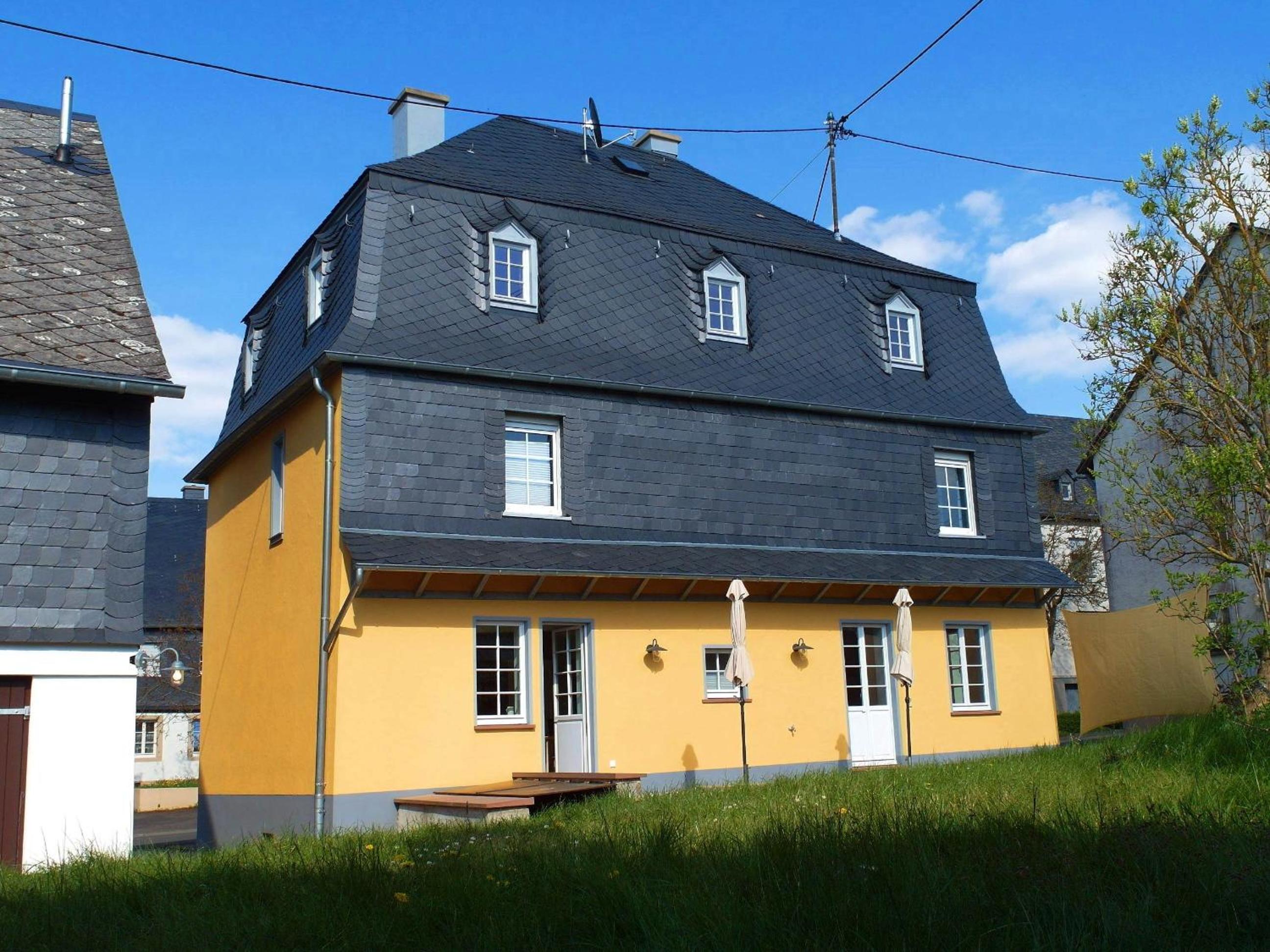Das gelbe Ferienhaus