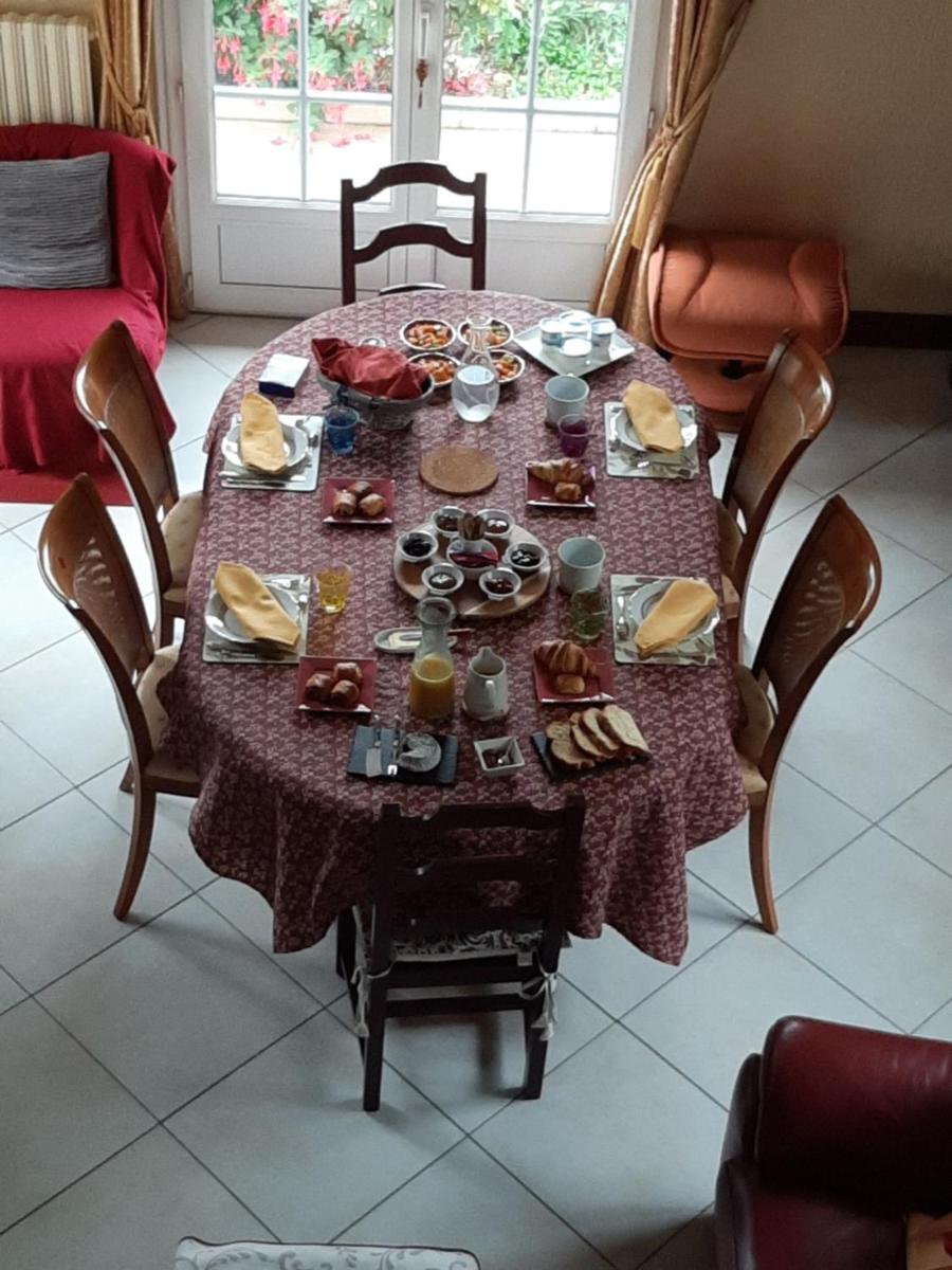 A la Volette