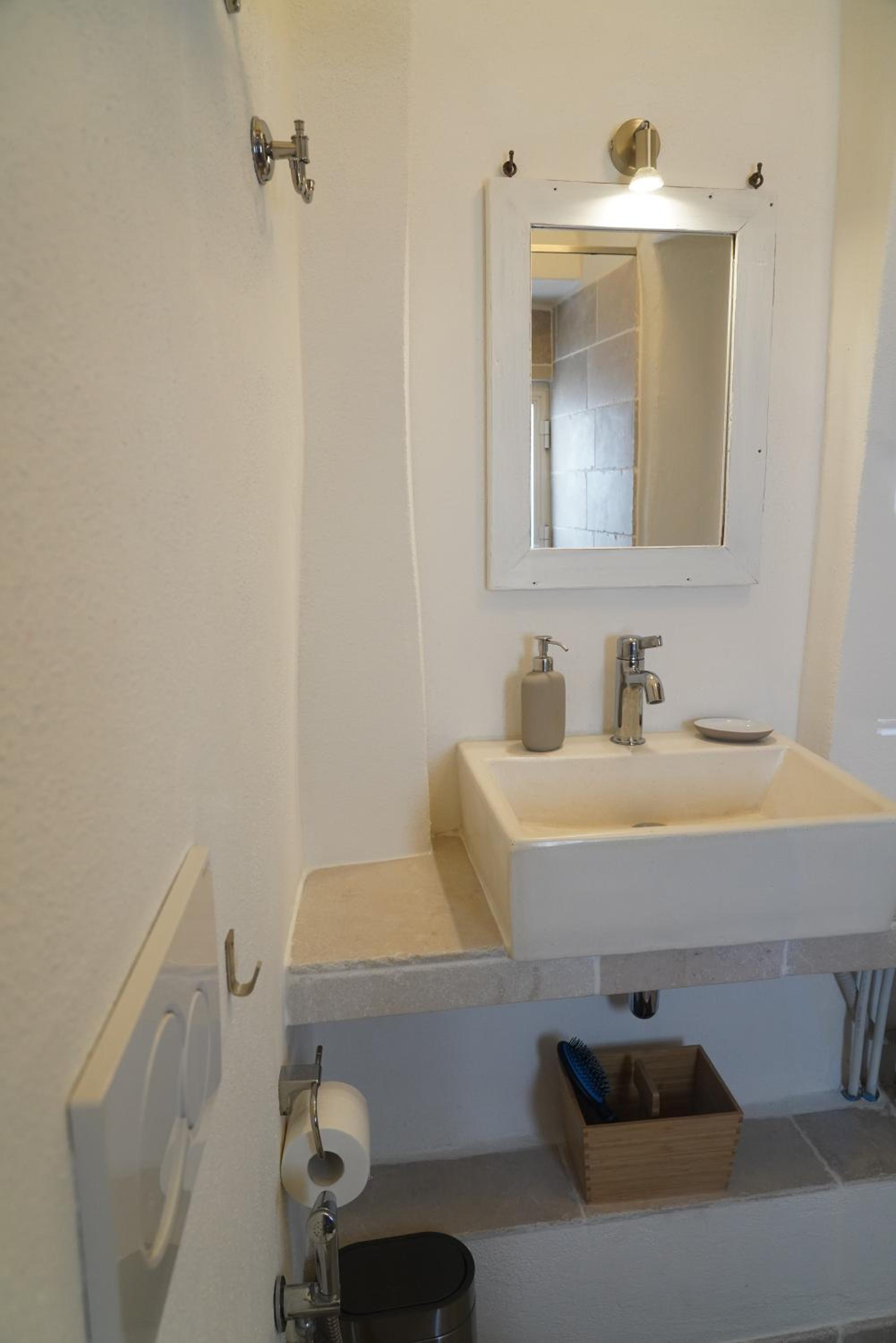 Photo 28