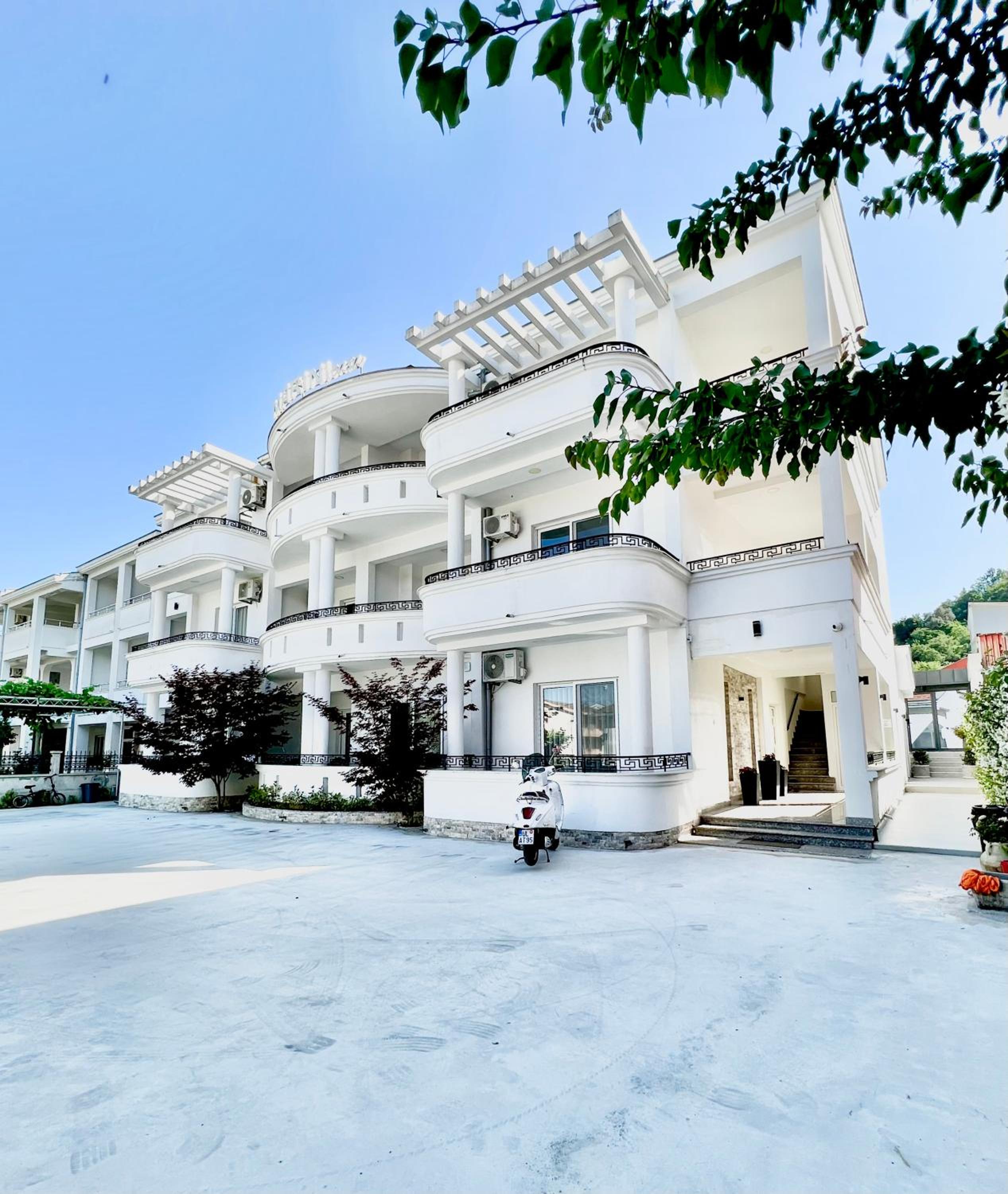 Hotel Marini Casa - Image 1