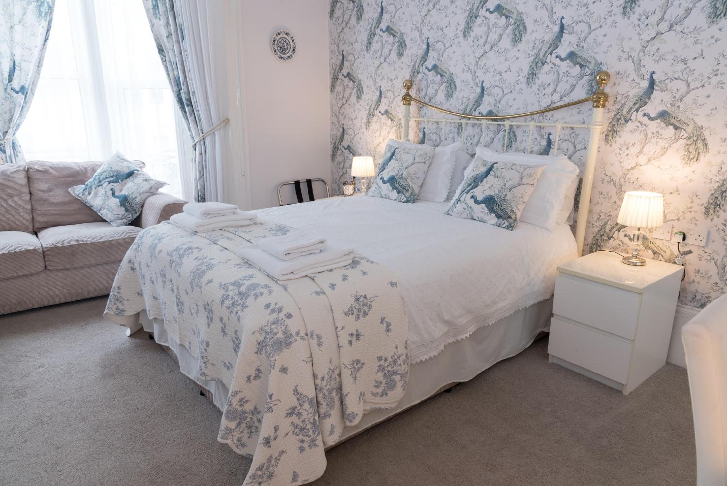 Weston-super-Mare Vacations - Rosita Guest House - Property Image 5