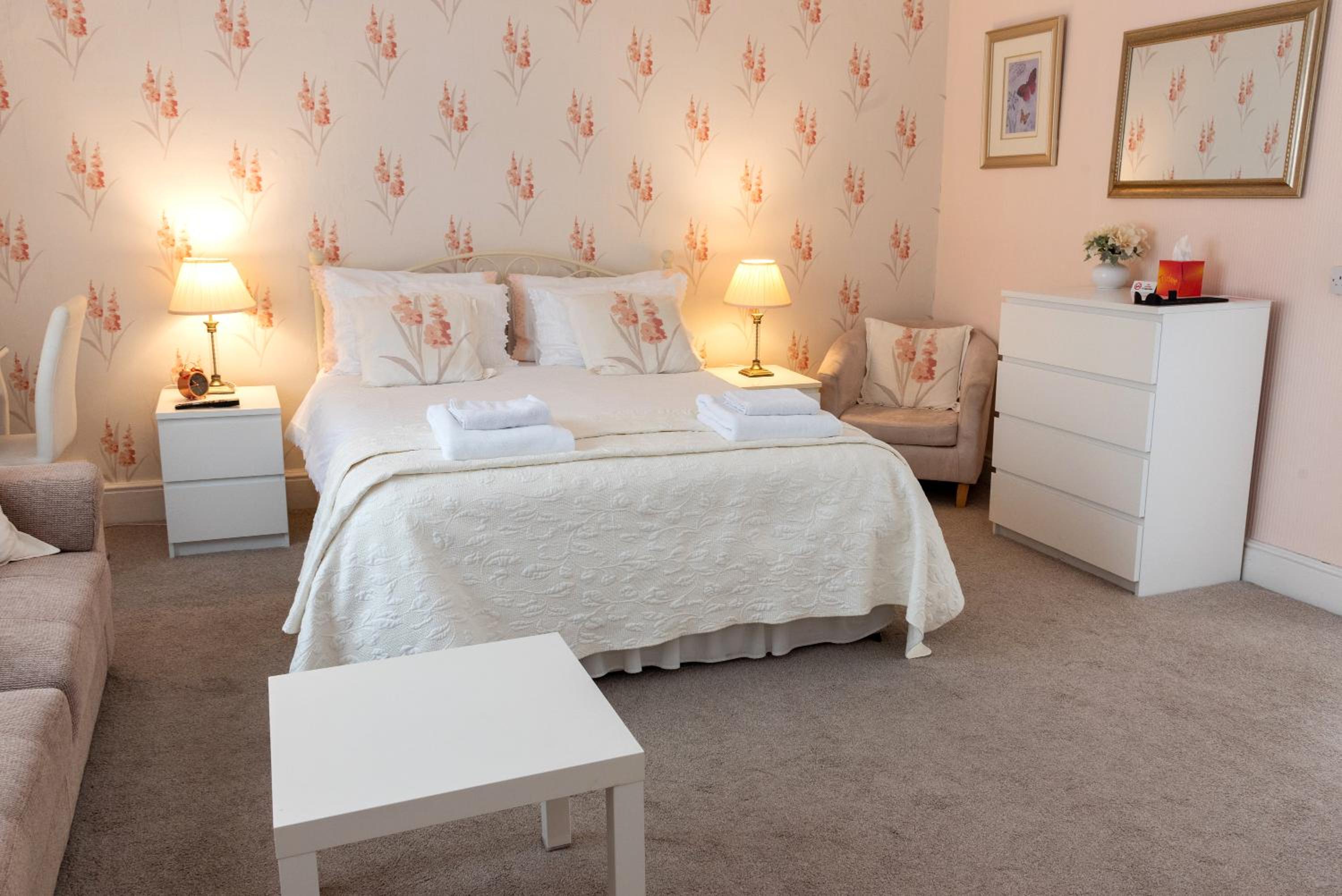 Weston-super-Mare Vacations - Rosita Guest House - Property Image 49