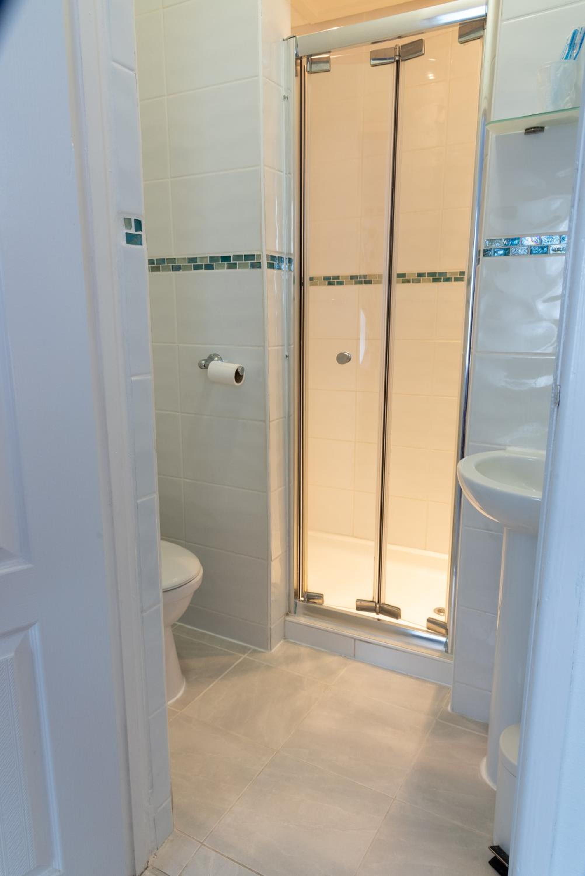 Weston-super-Mare Vacations - Rosita Guest House - Property Image 50