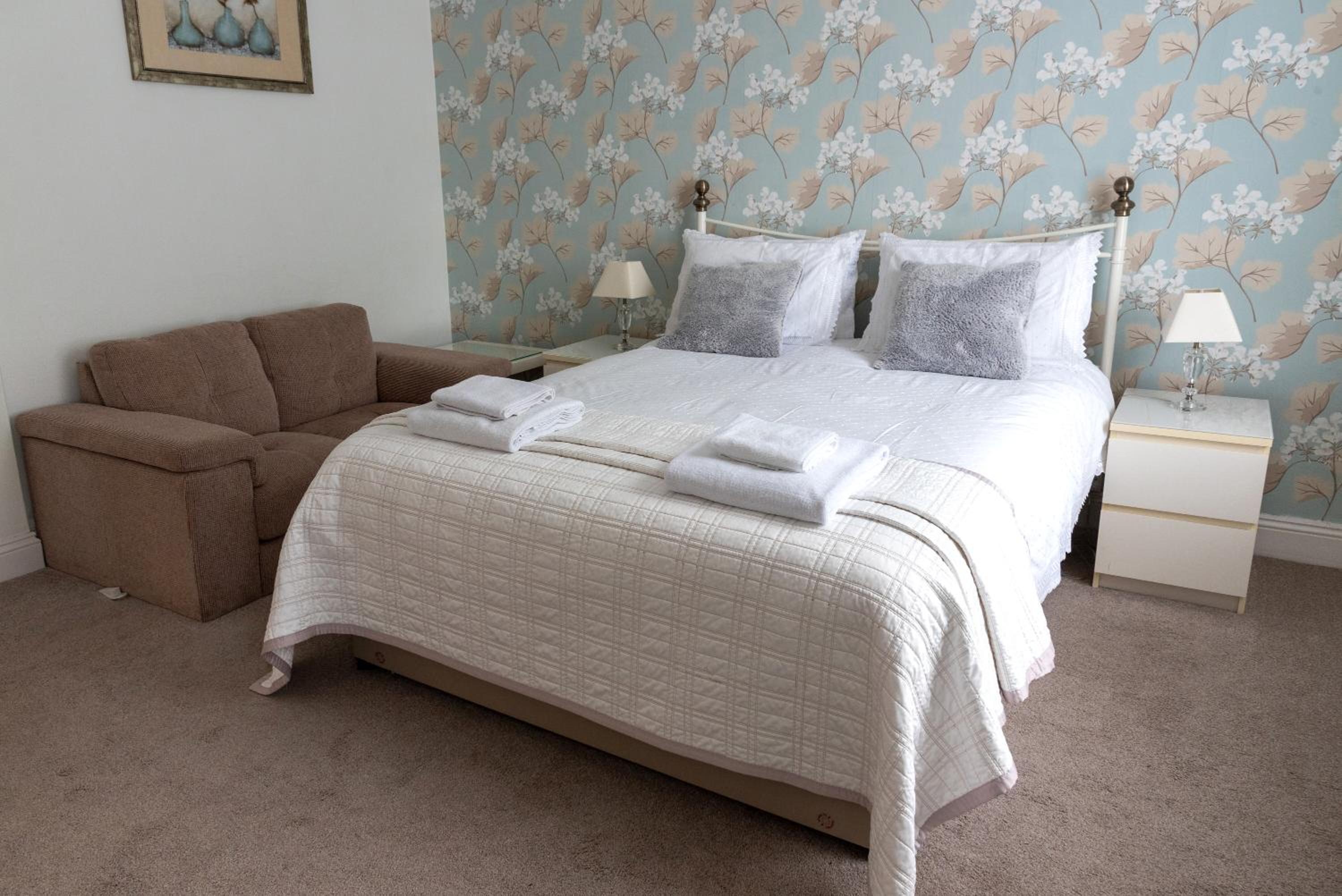 Weston-super-Mare Vacations - Rosita Guest House - Property Image 27