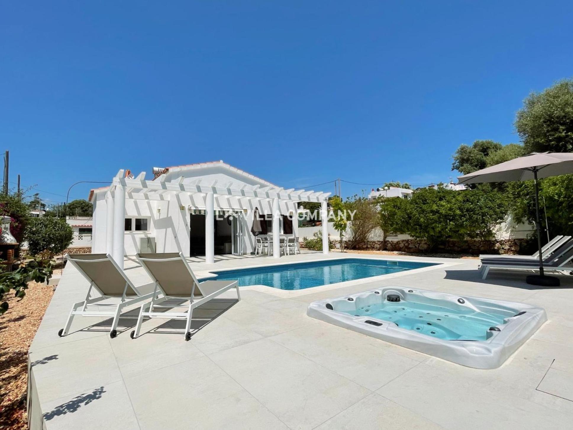 Hotel Villa de Amigos - Image 1