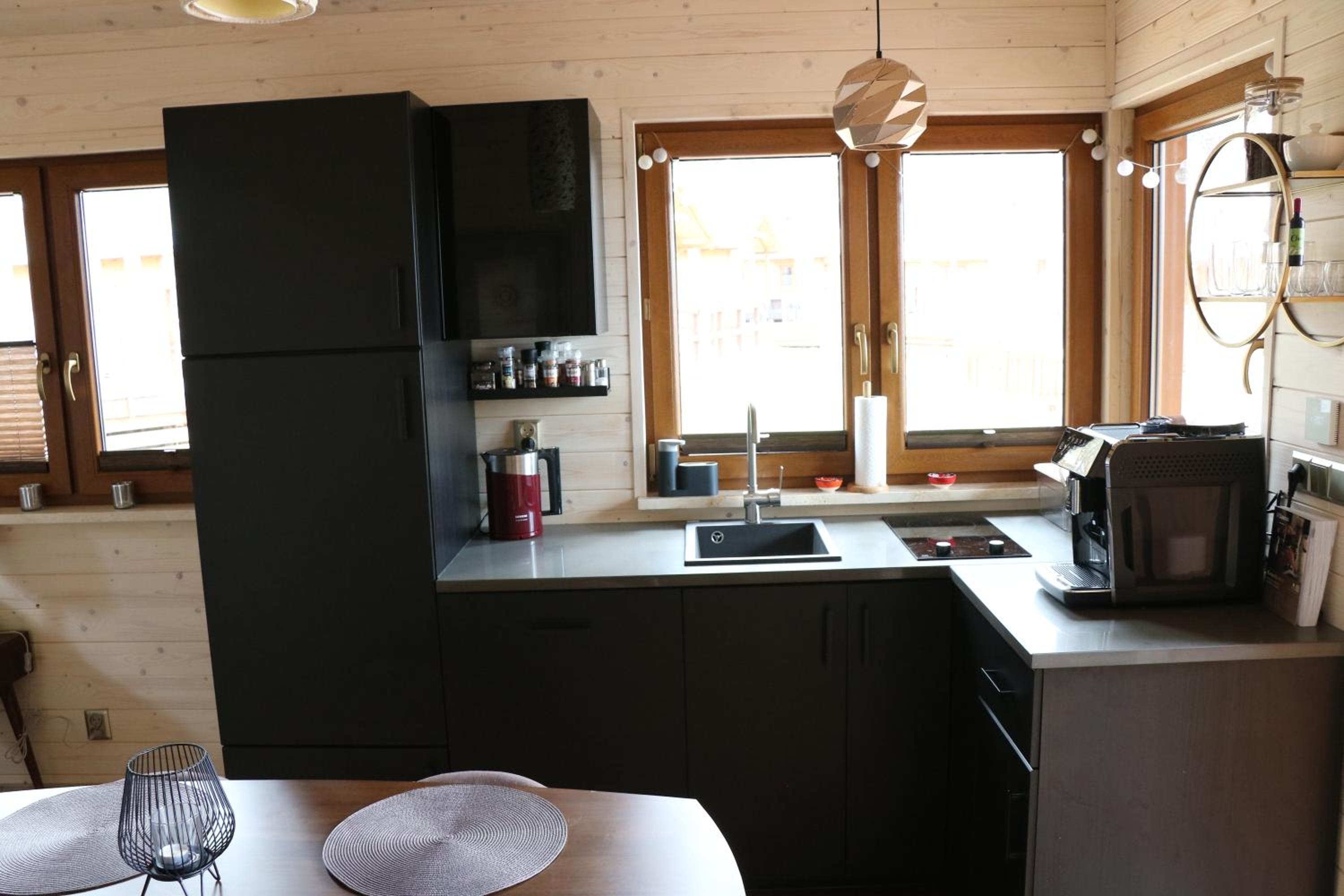 Photo 33