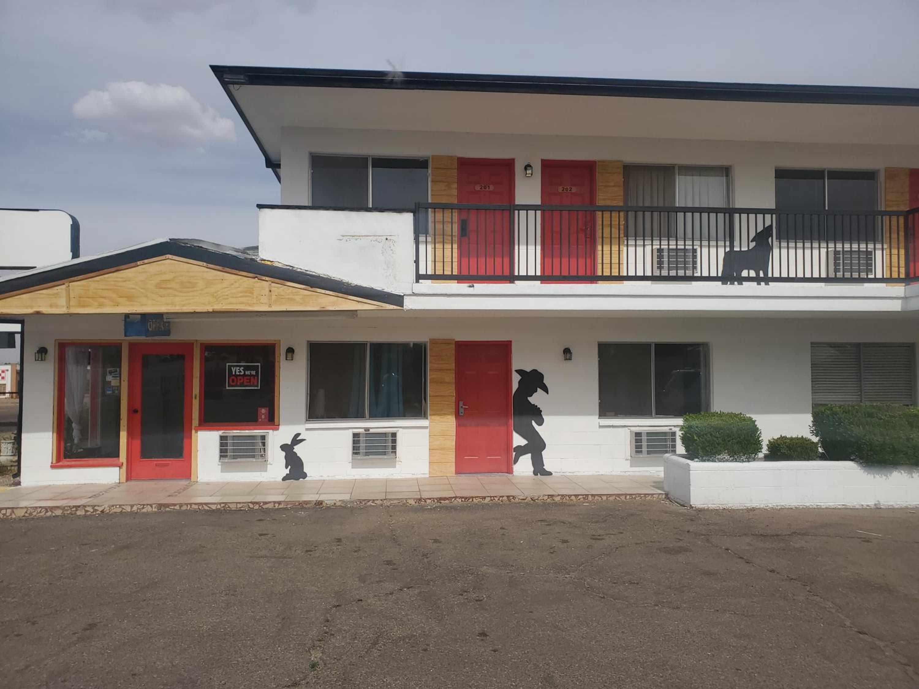 Tucumcari Vacations - Almara Inn - Property Image 8
