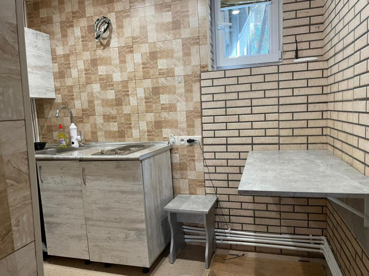 Adamyan 11 hotel