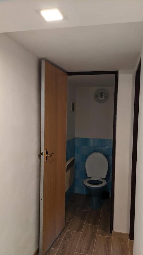 Chalupa u rybníka Střehom