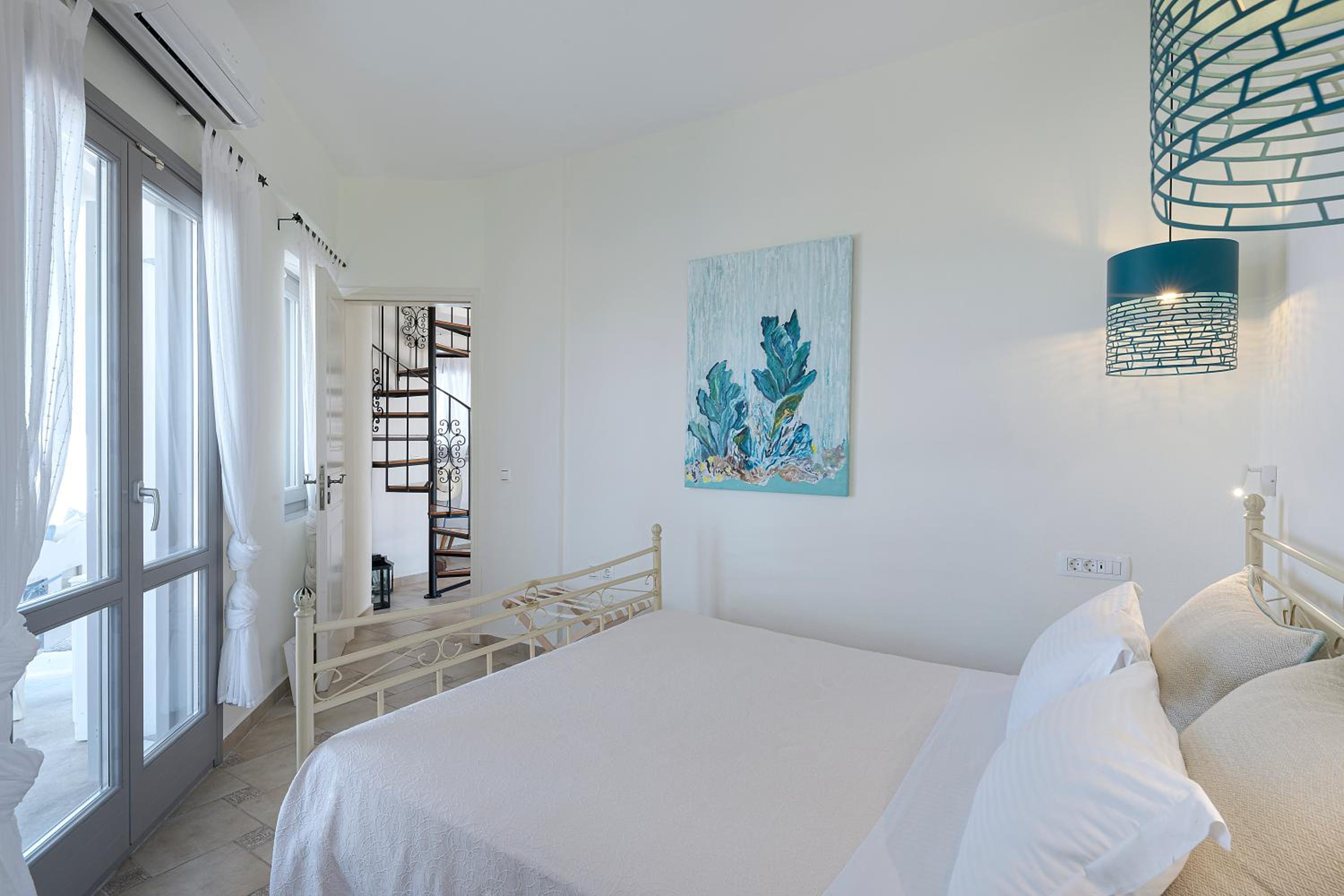Hemera Holiday Home villa on Santorini