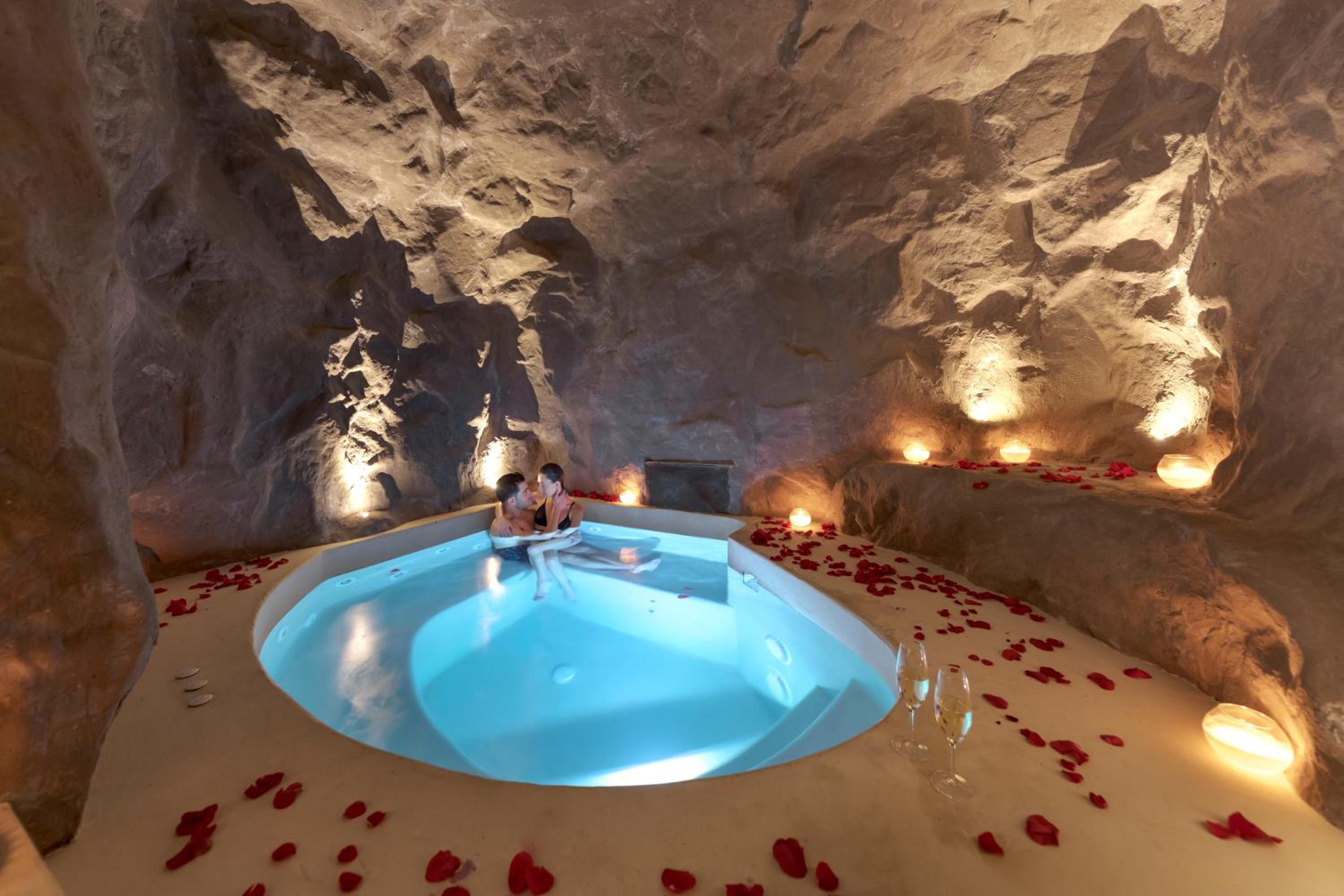 North Santorini - A Luxury Spa Hotel