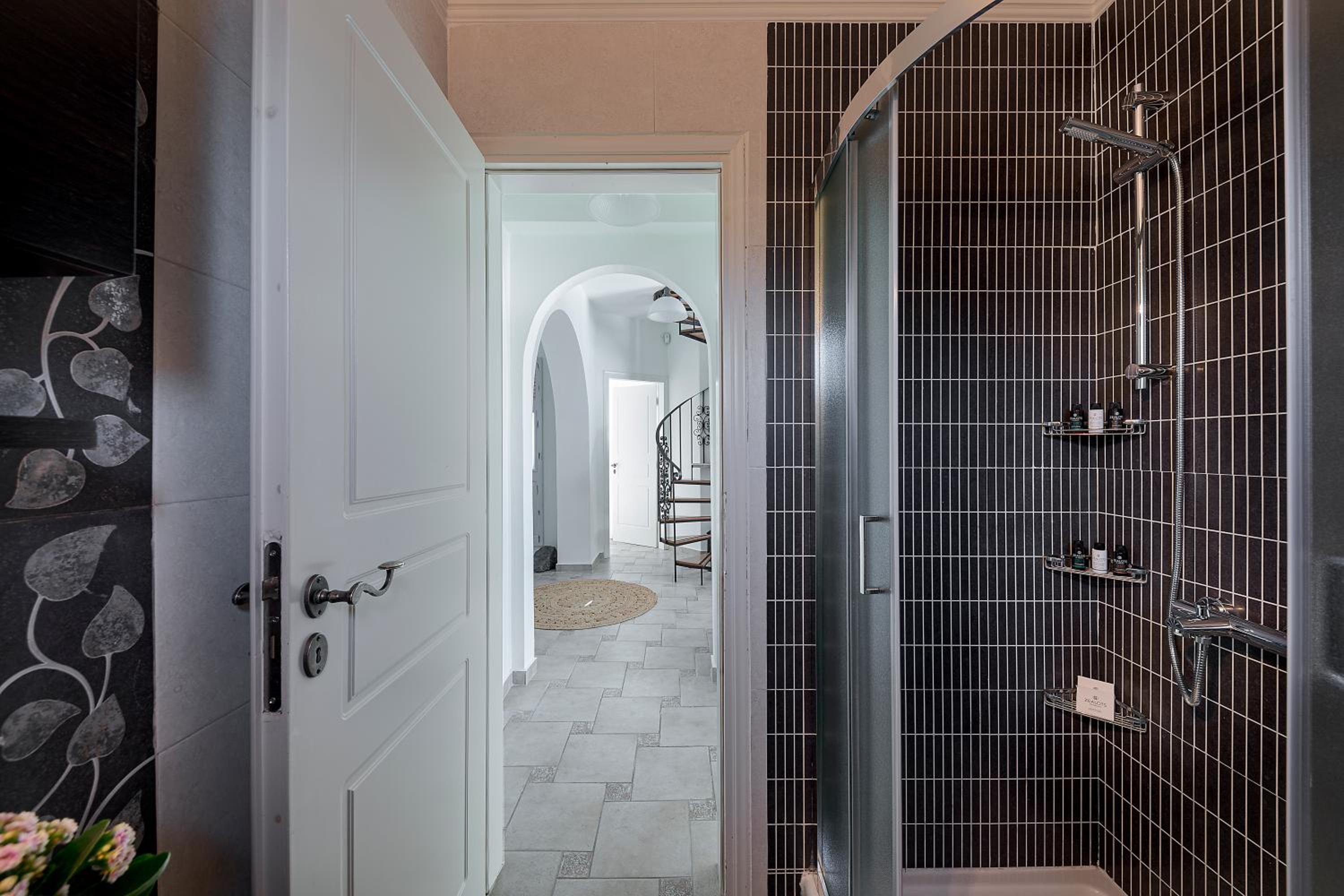 Hemera Holiday Home villa on Santorini