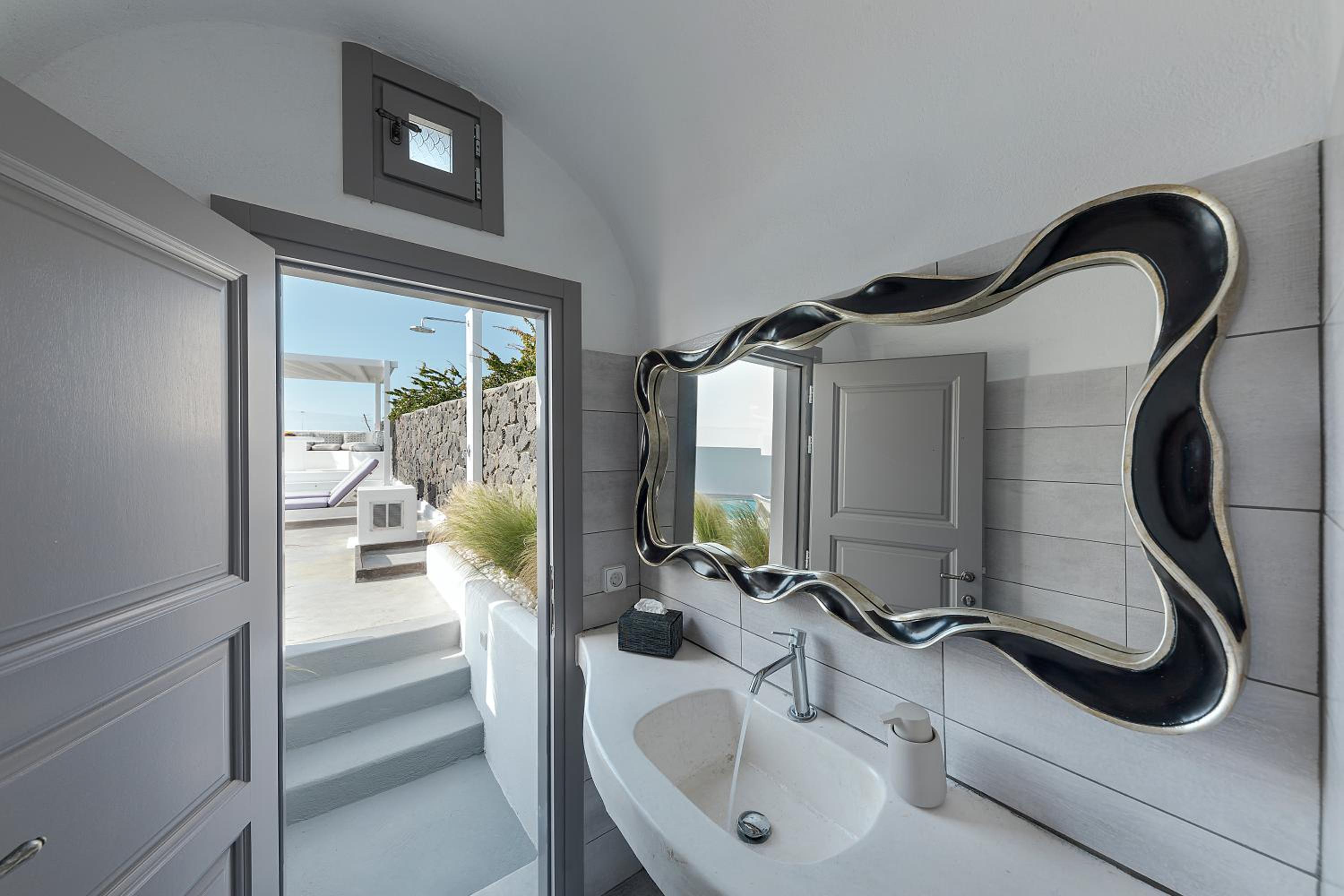 Hemera Holiday Home villa on Santorini