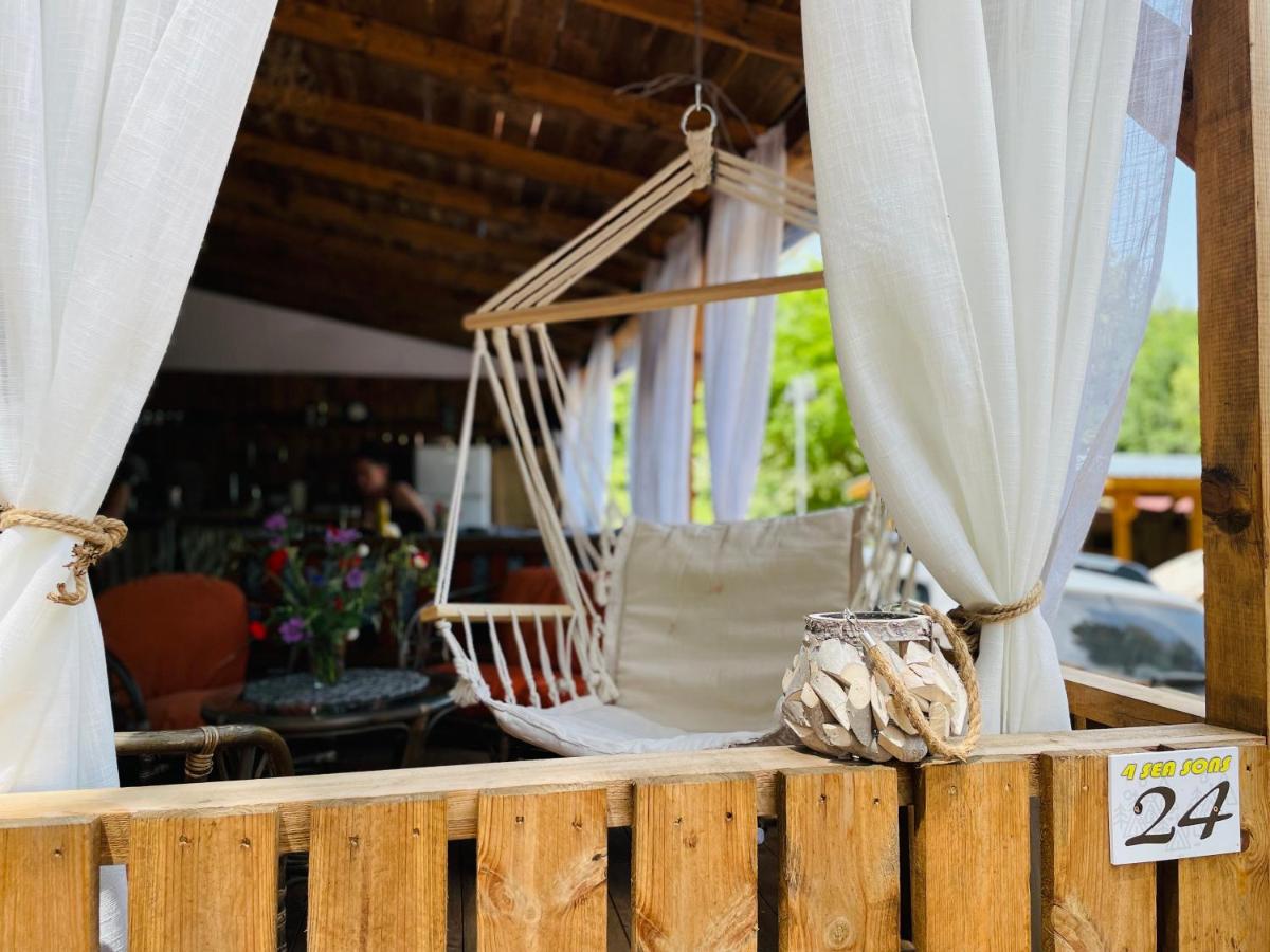 Stela's Caravan view 5