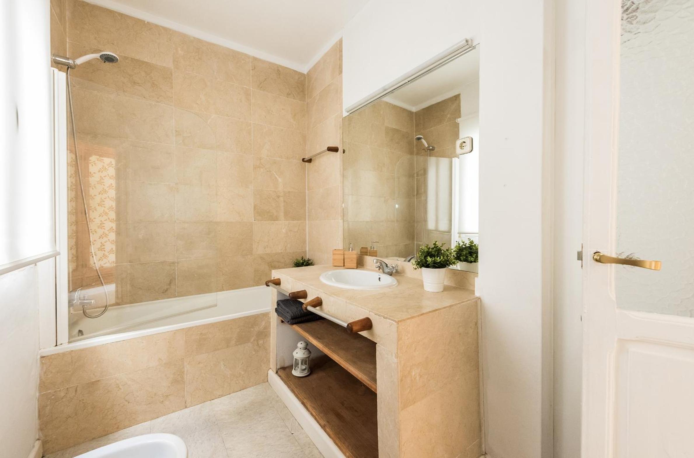 Apartamento Plaza de la Paja view 2