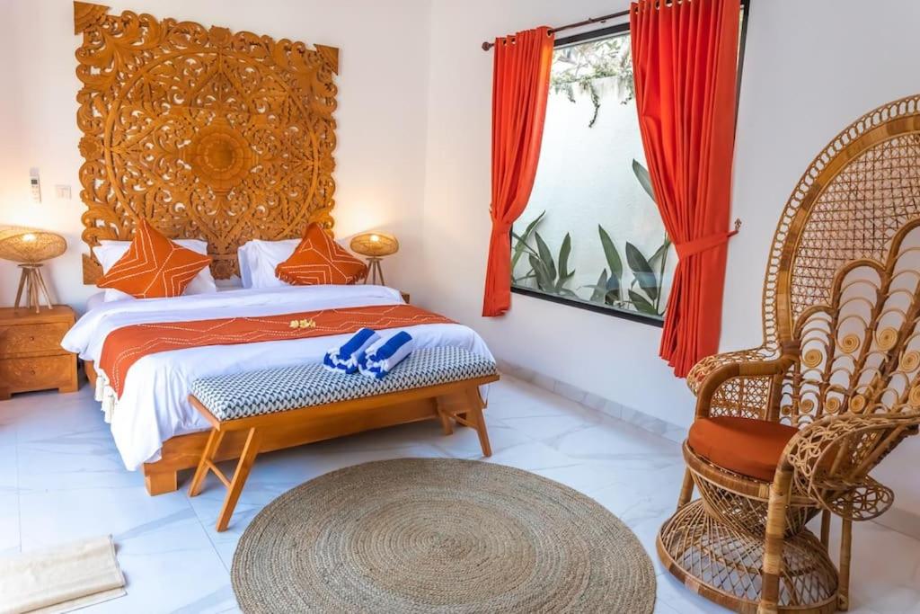 Villa Hakem Elegant and modern 4 bedrooms villa pool view view 5