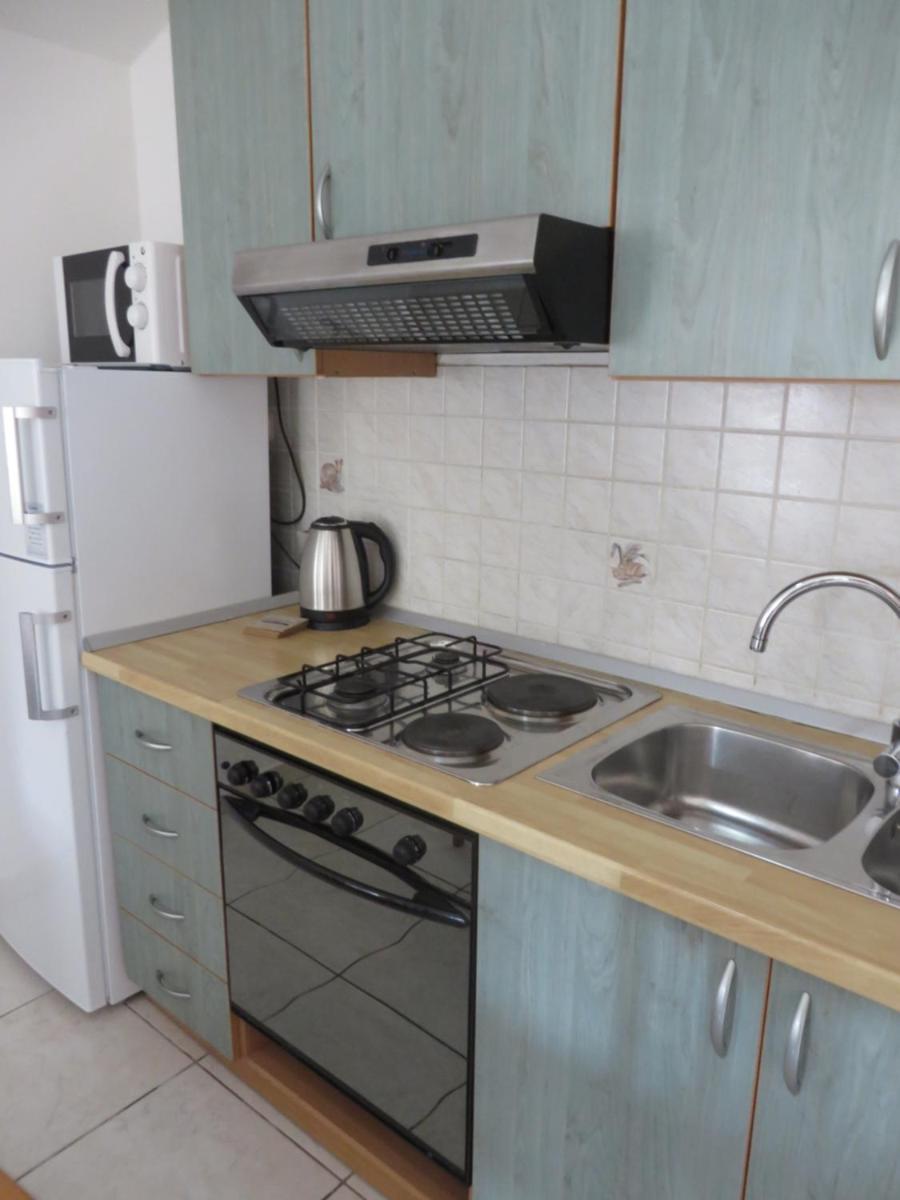Soline Beach Apartments photo 3