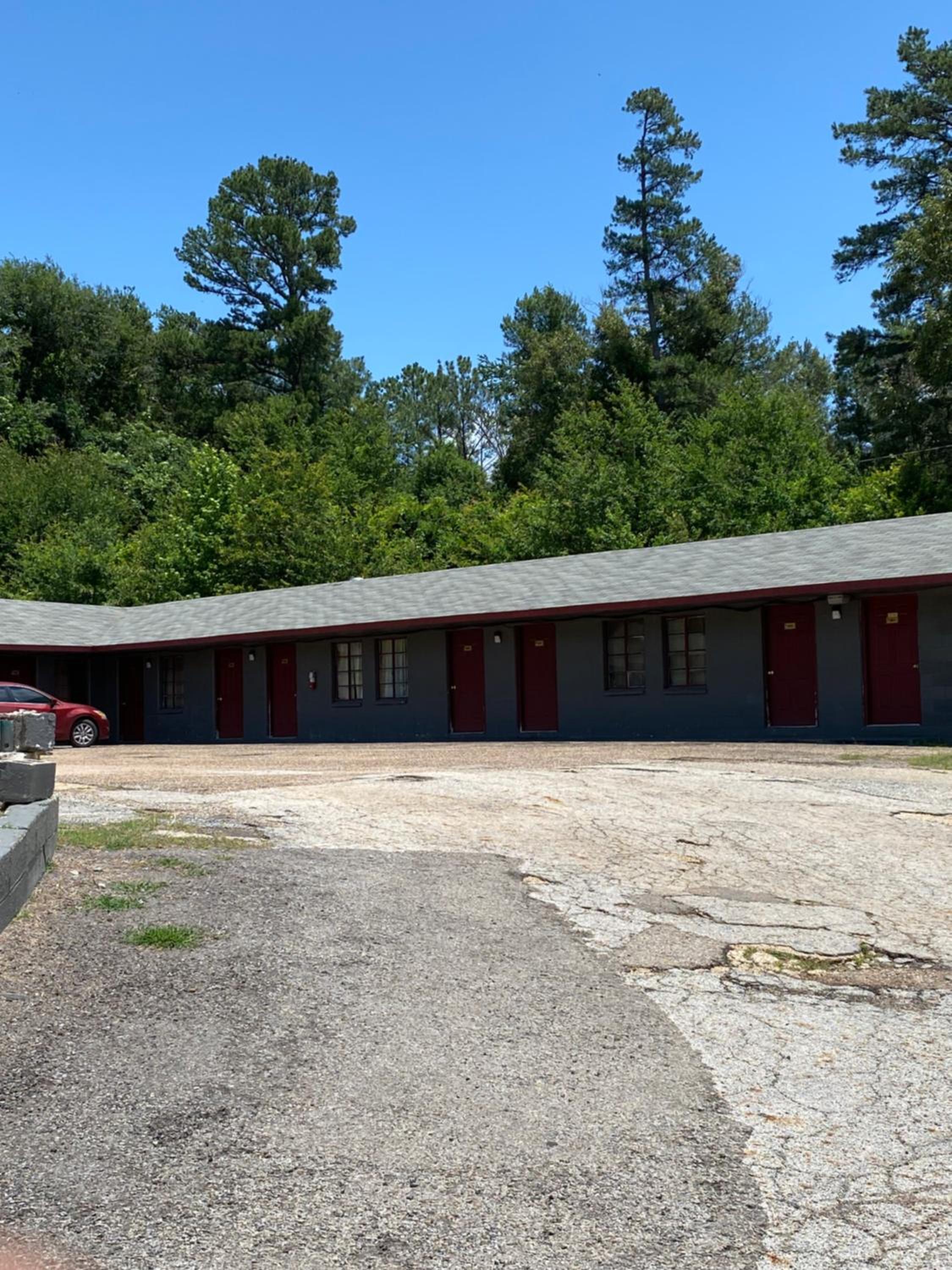 Budget Inn view 4