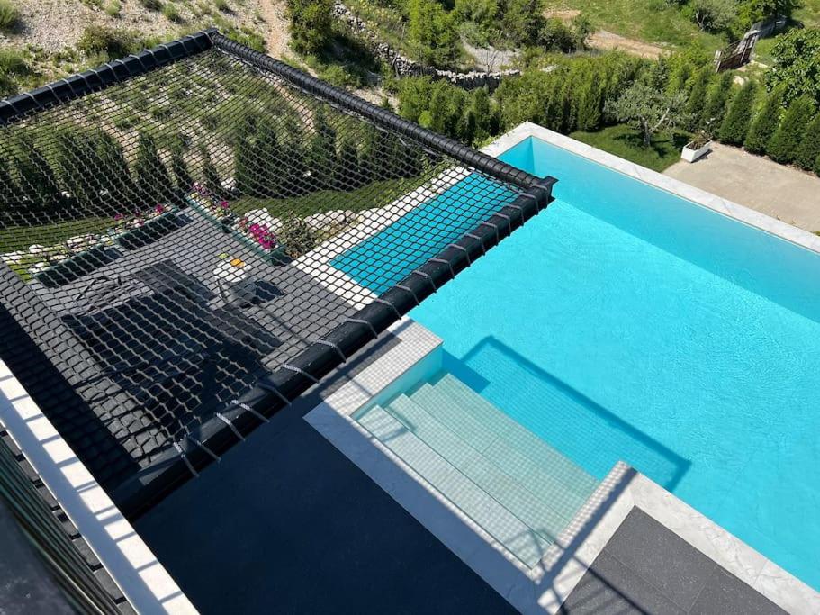 Lake Breeze Villa with a Pool & Magnificent Views