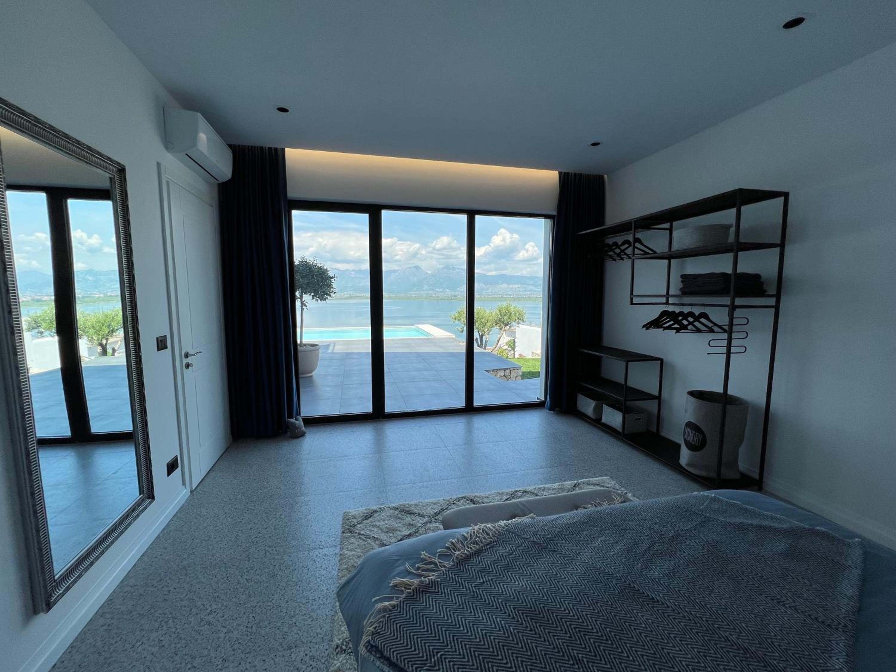 Lake Breeze Villa with a Pool & Magnificent Views