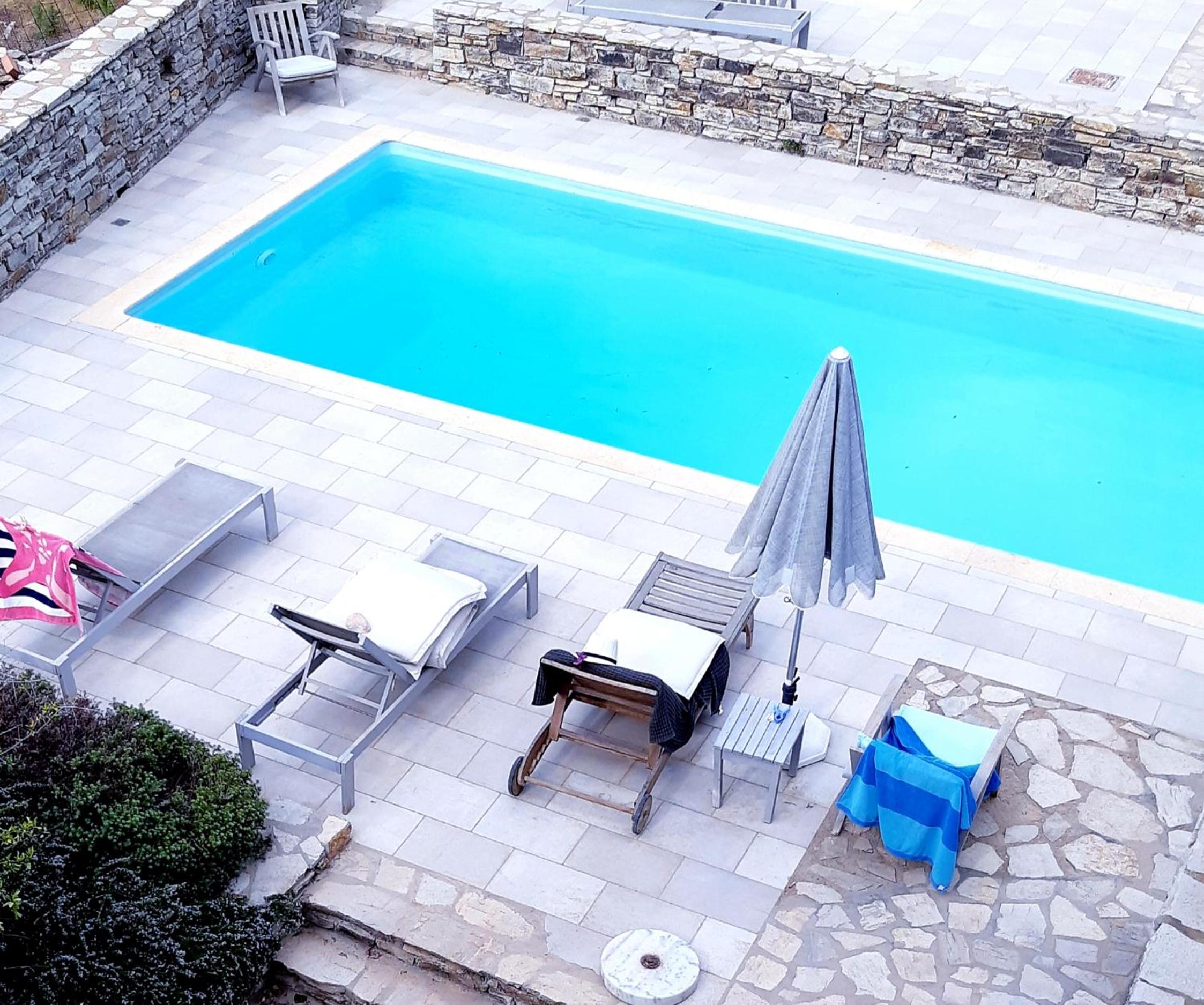 Villa Sofi in Saint George Antiparos (pool&sea)