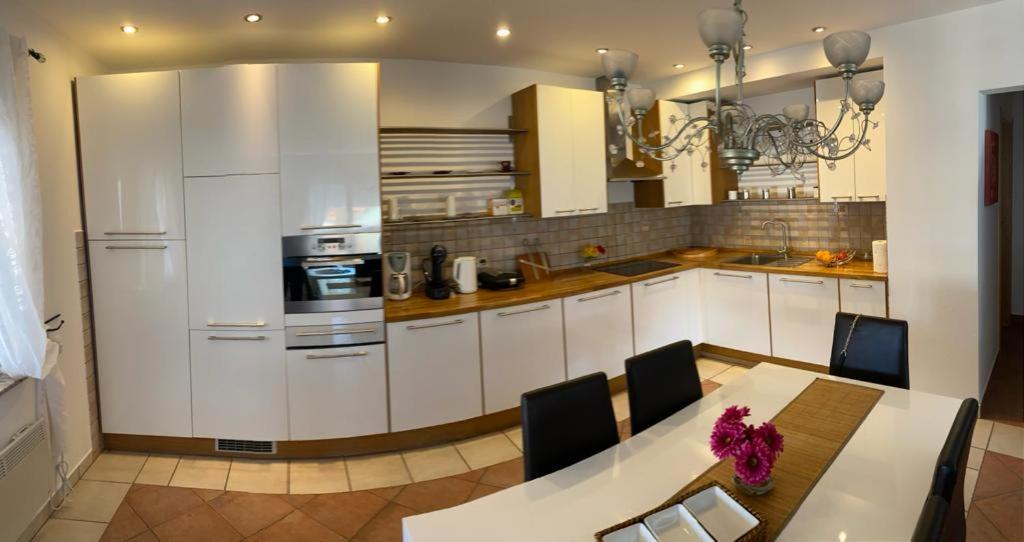 Ferienhaus Dalmatia view 2