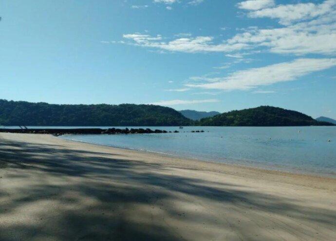 Natureza e mar no Bracuhy