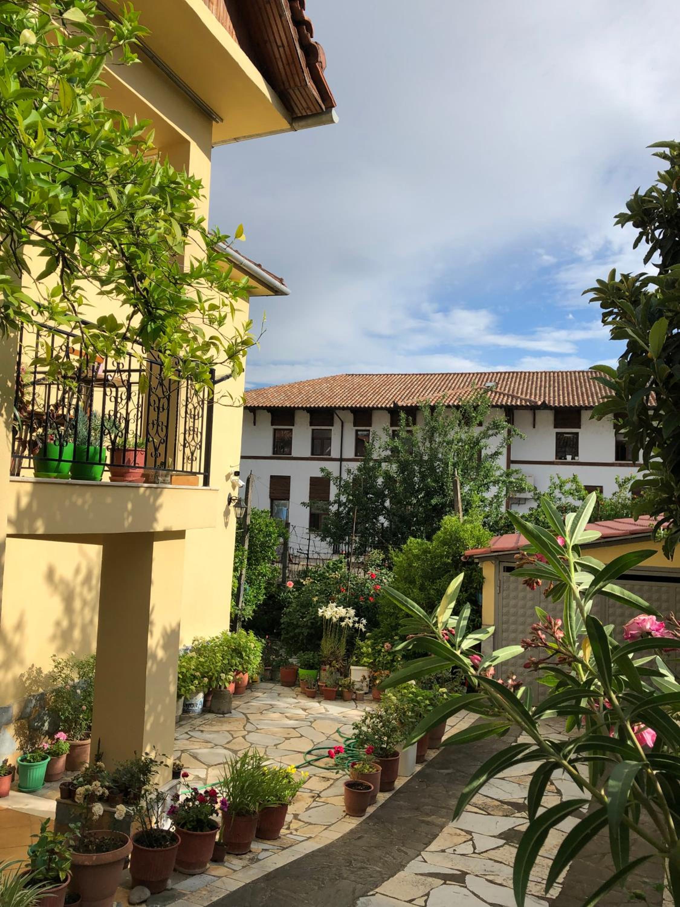 Villa Garden