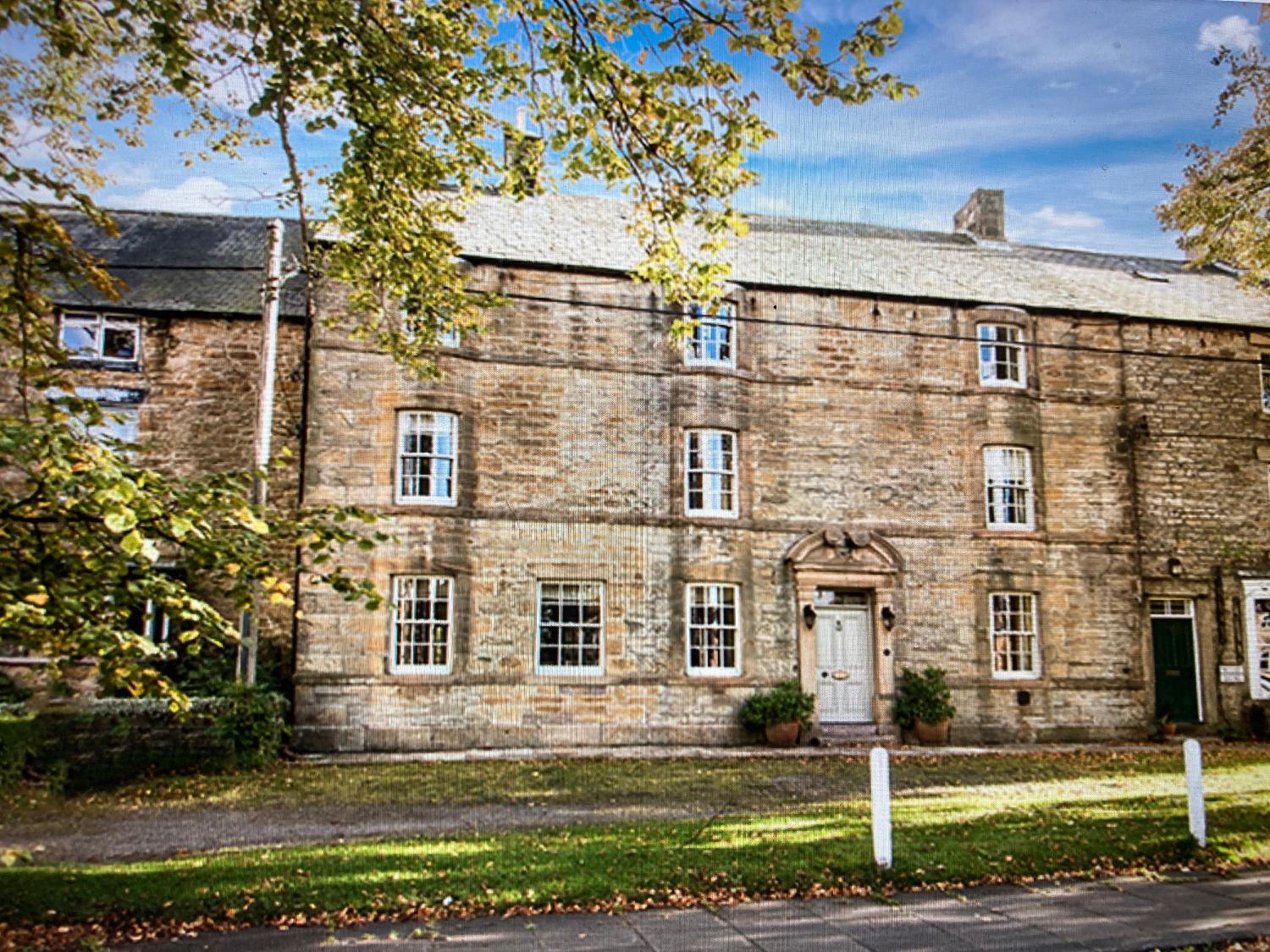 Hotspur House - main view