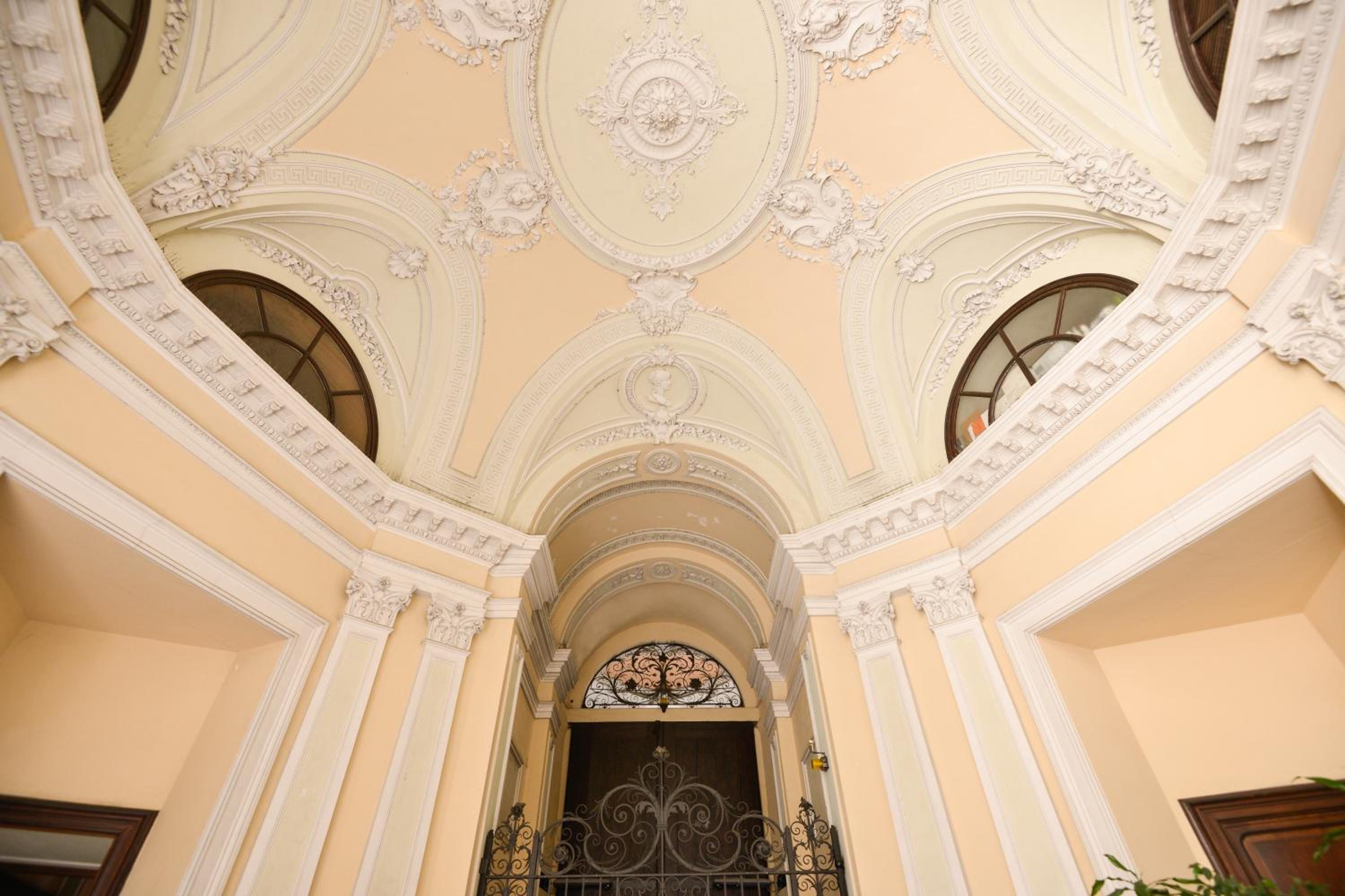 Top Living Apartments - Mansarda Vittorio Emanuele view 3
