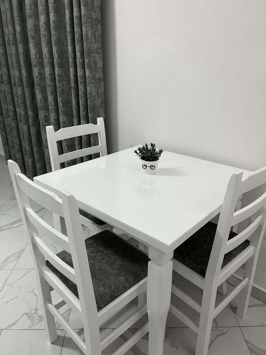 Xhefri's Apartments