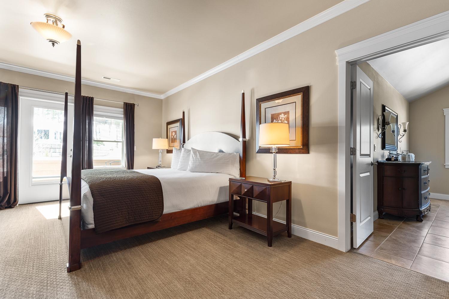 Summer Creek Inn
