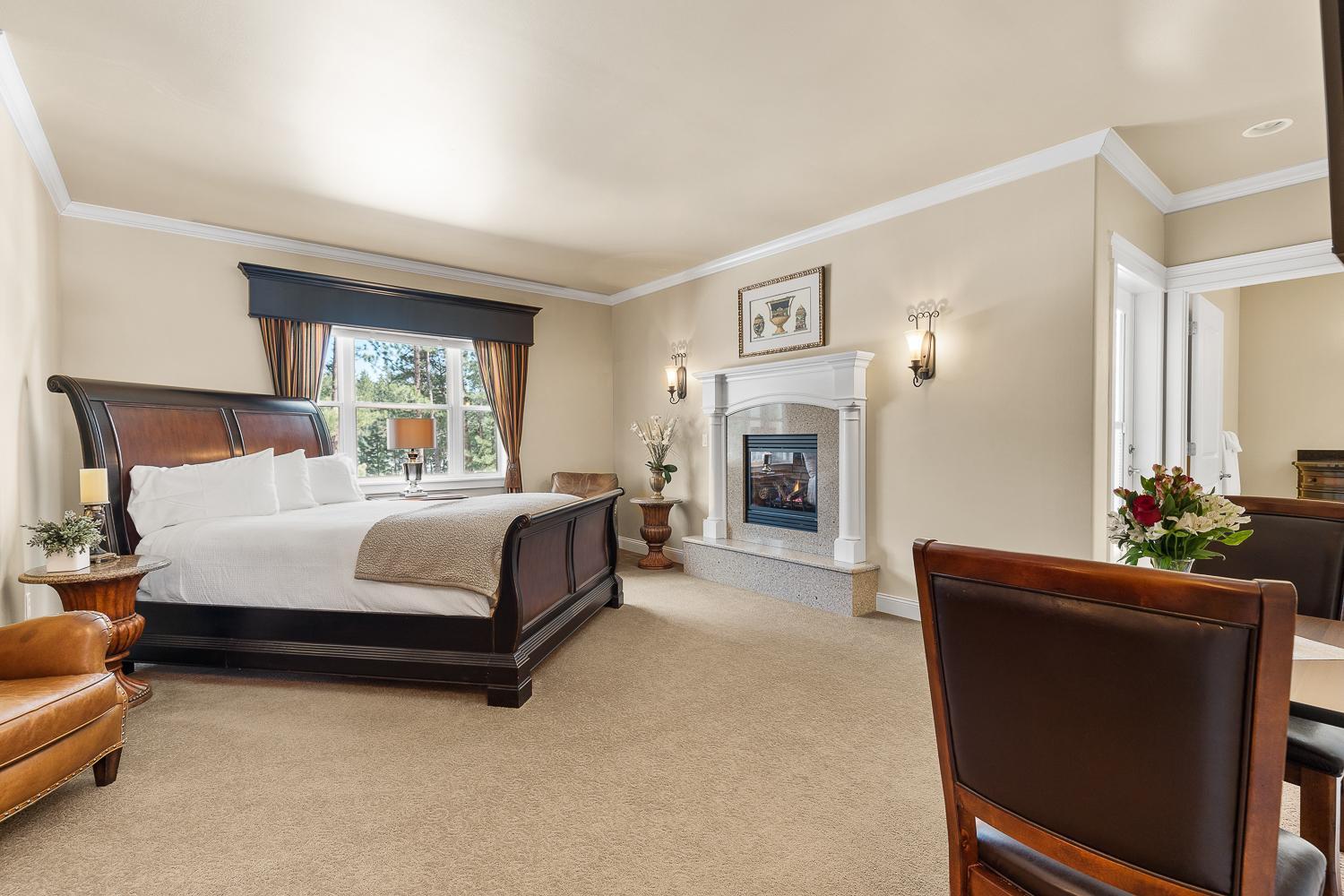 Summer Creek Inn