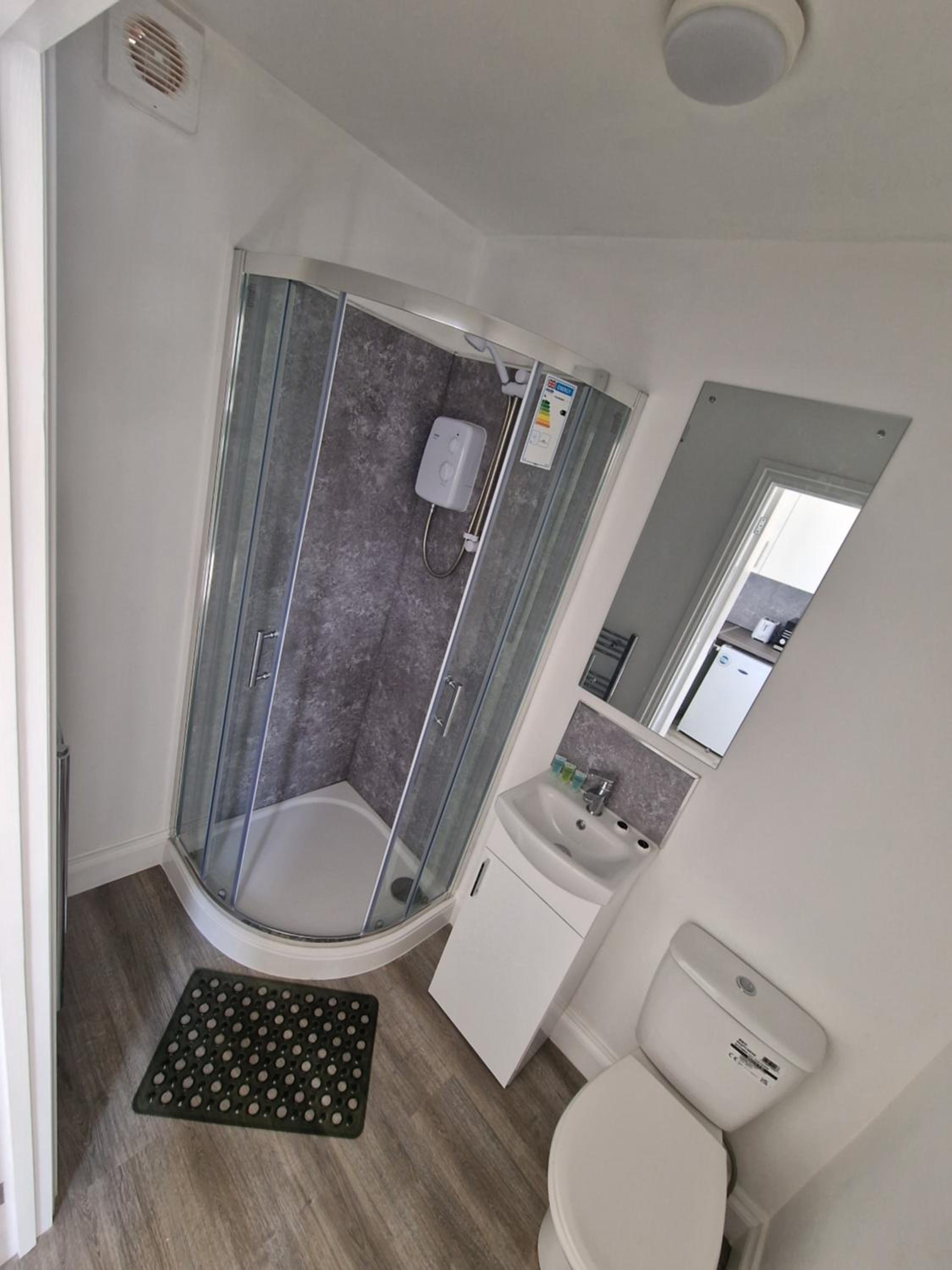 SEA VIEW STAY 17 Princes Road view 2