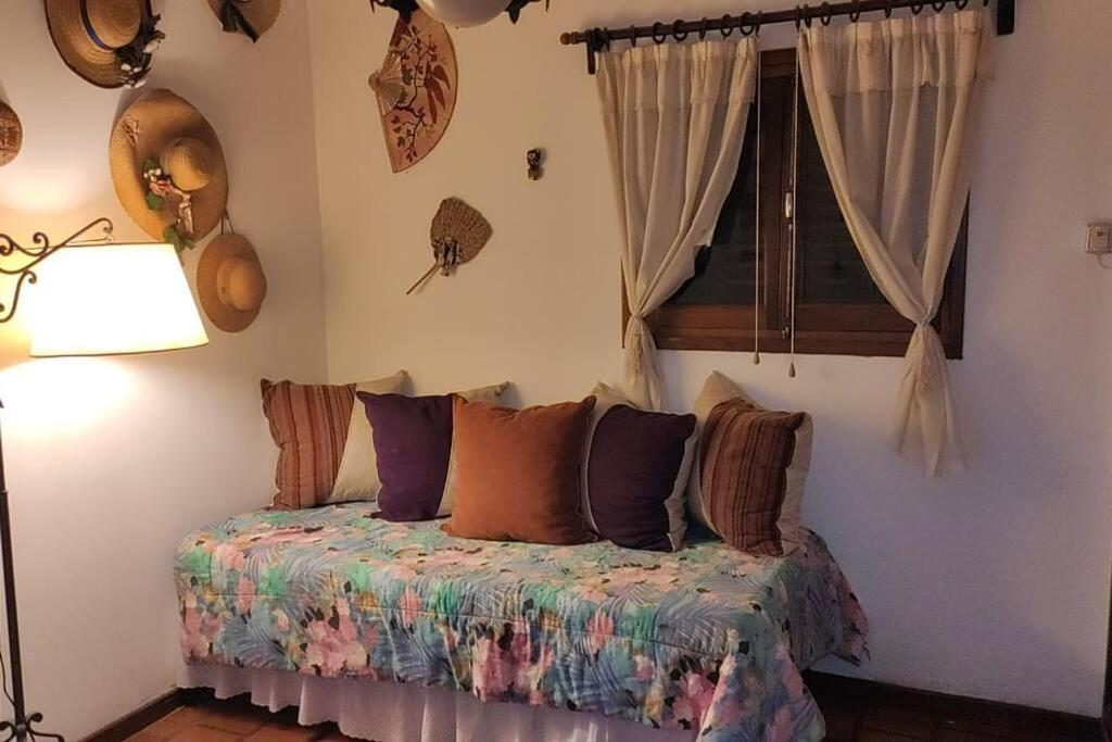 CASA CON VISTA A LAS SIERRAS