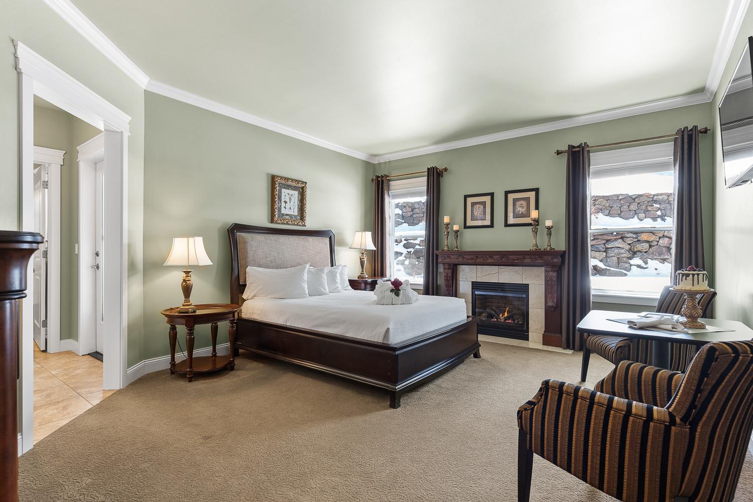 Summer Creek Inn