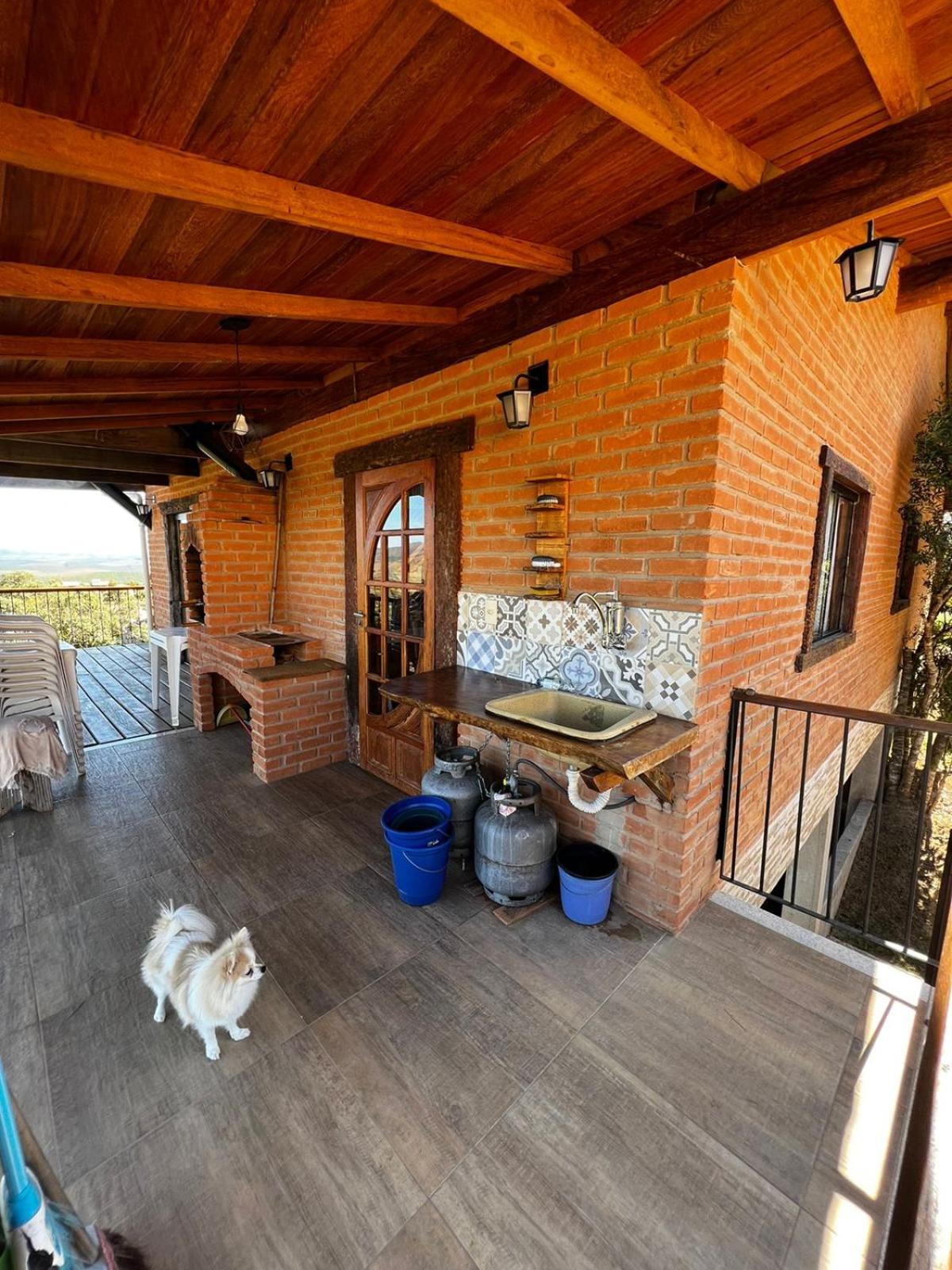 Casa Tapera Nova