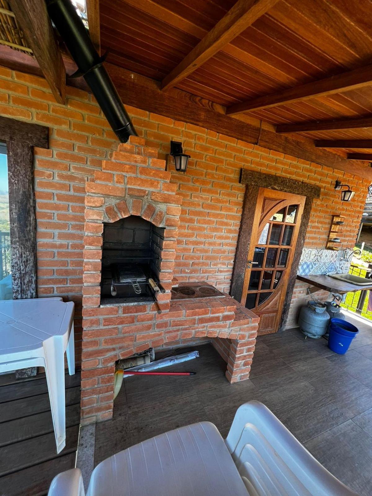 Casa Tapera Nova