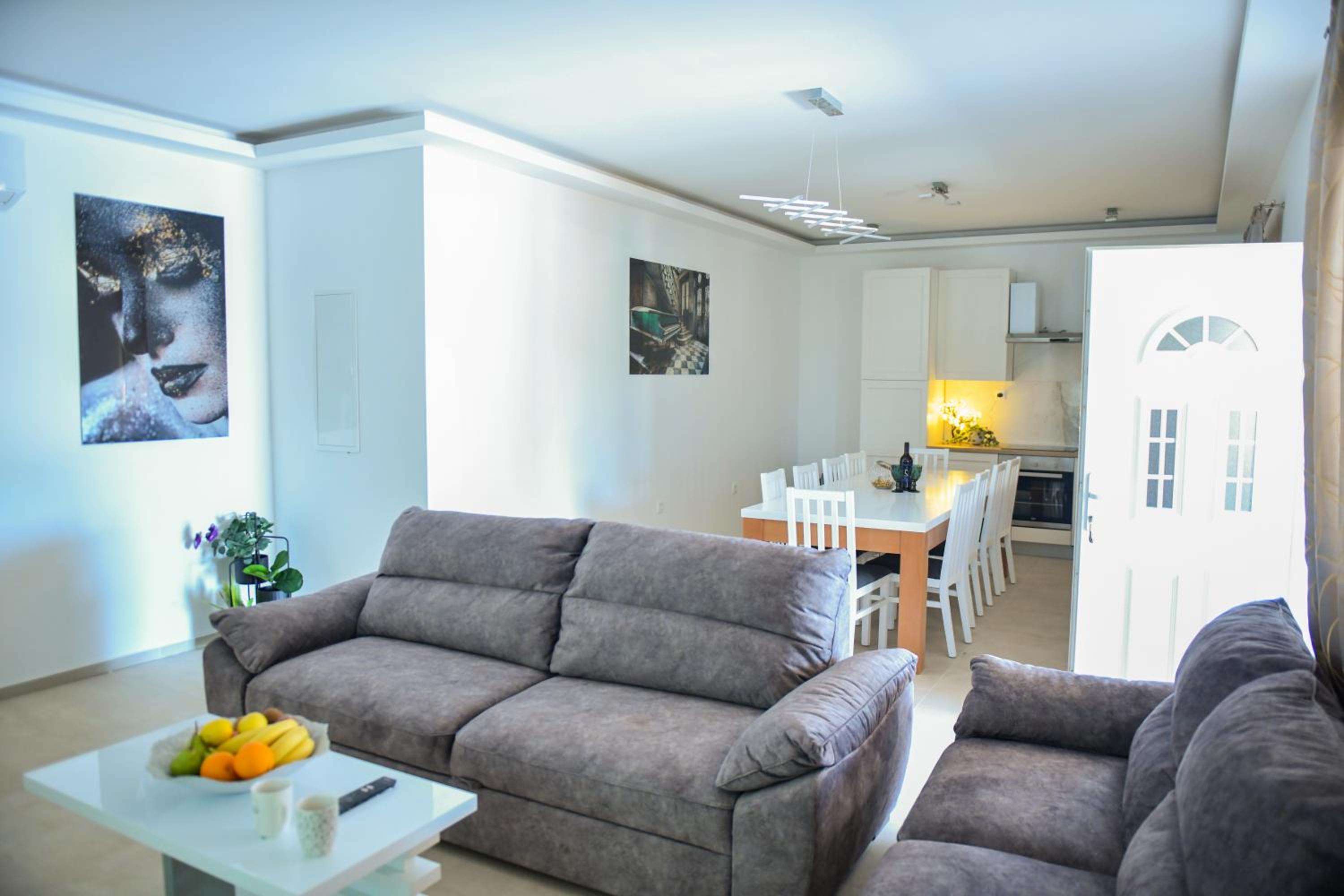 Vila Matteo view 5