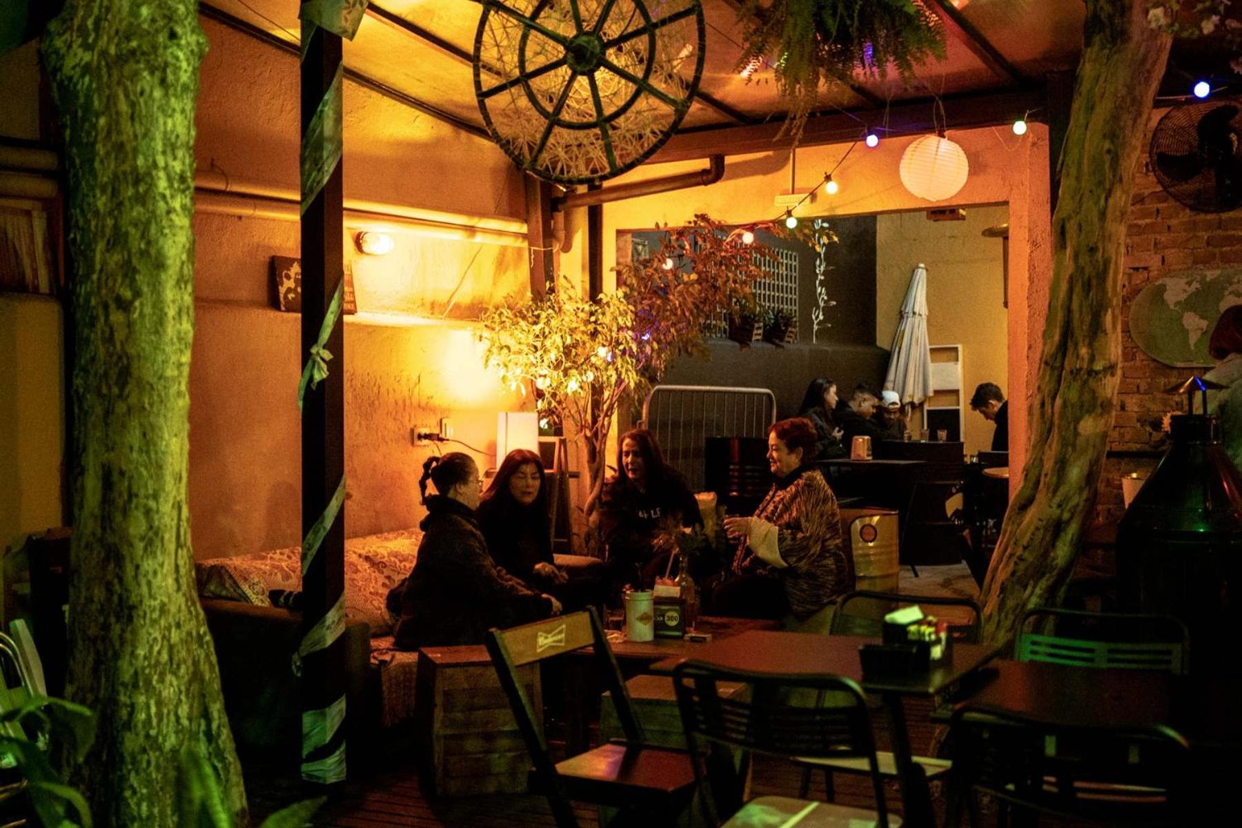 lounge