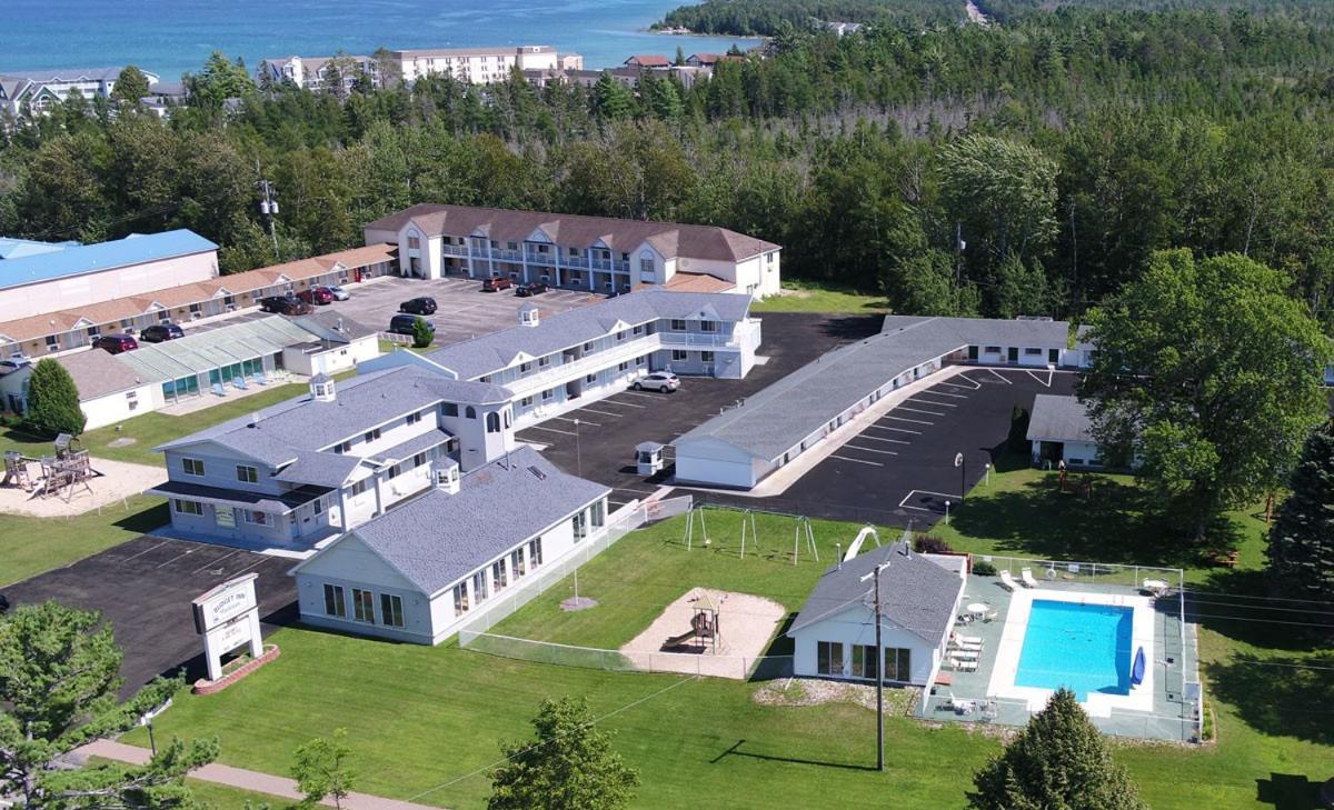 Mackinaw Budget Inn view 2