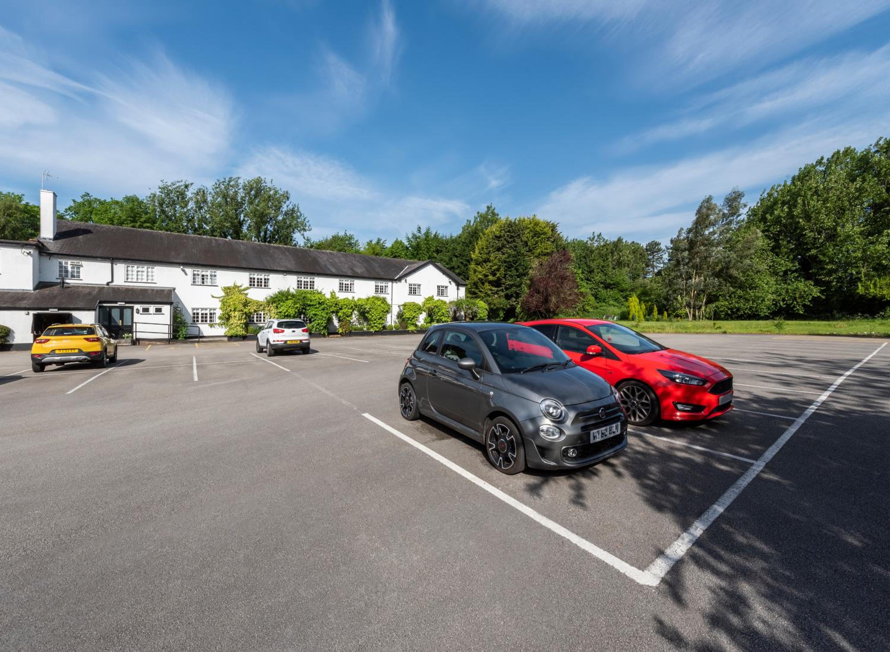 Warrington Vacations - Statham Lodge Hotel - Property Image 9