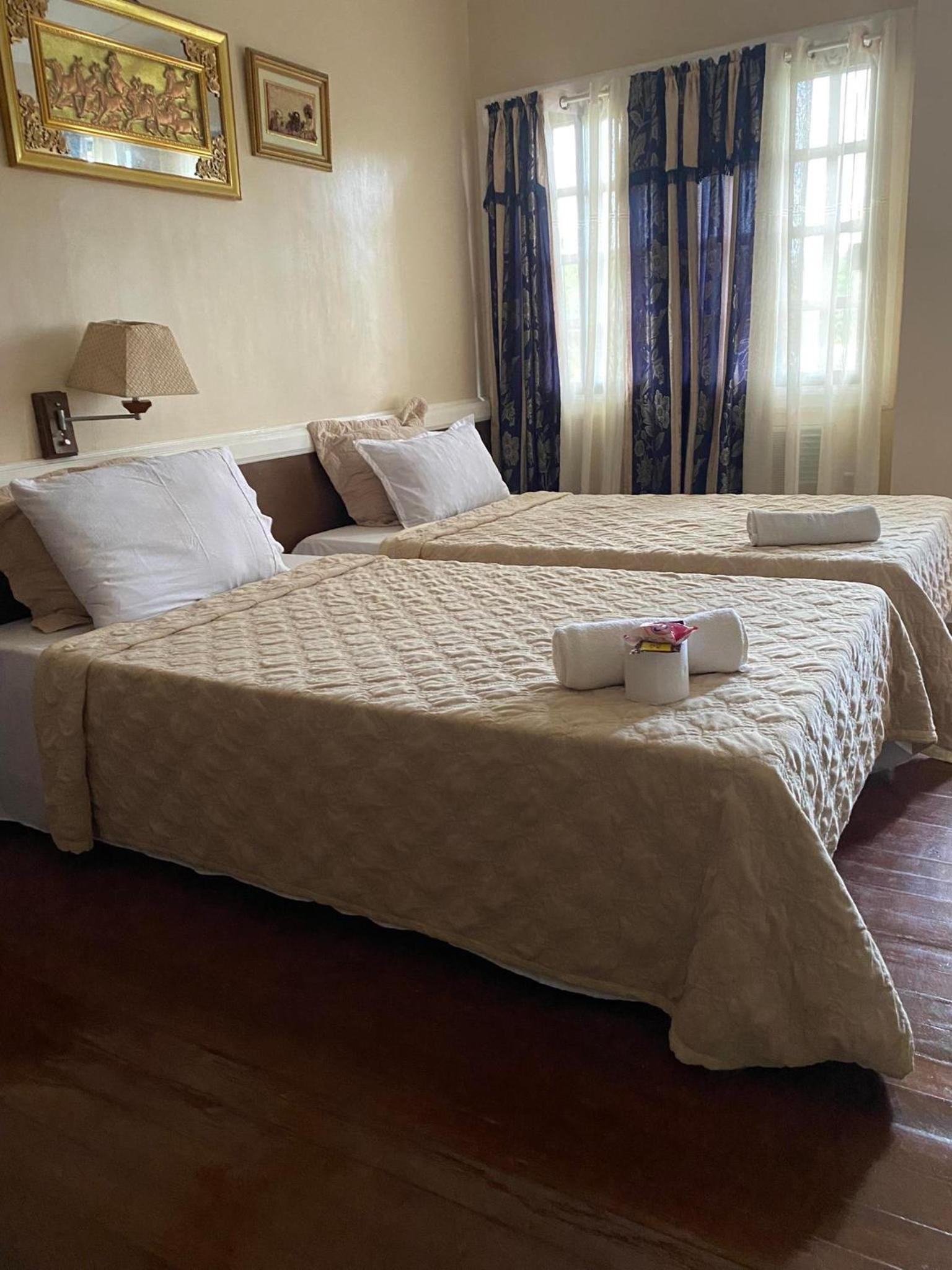 Stefanie Grace Inn