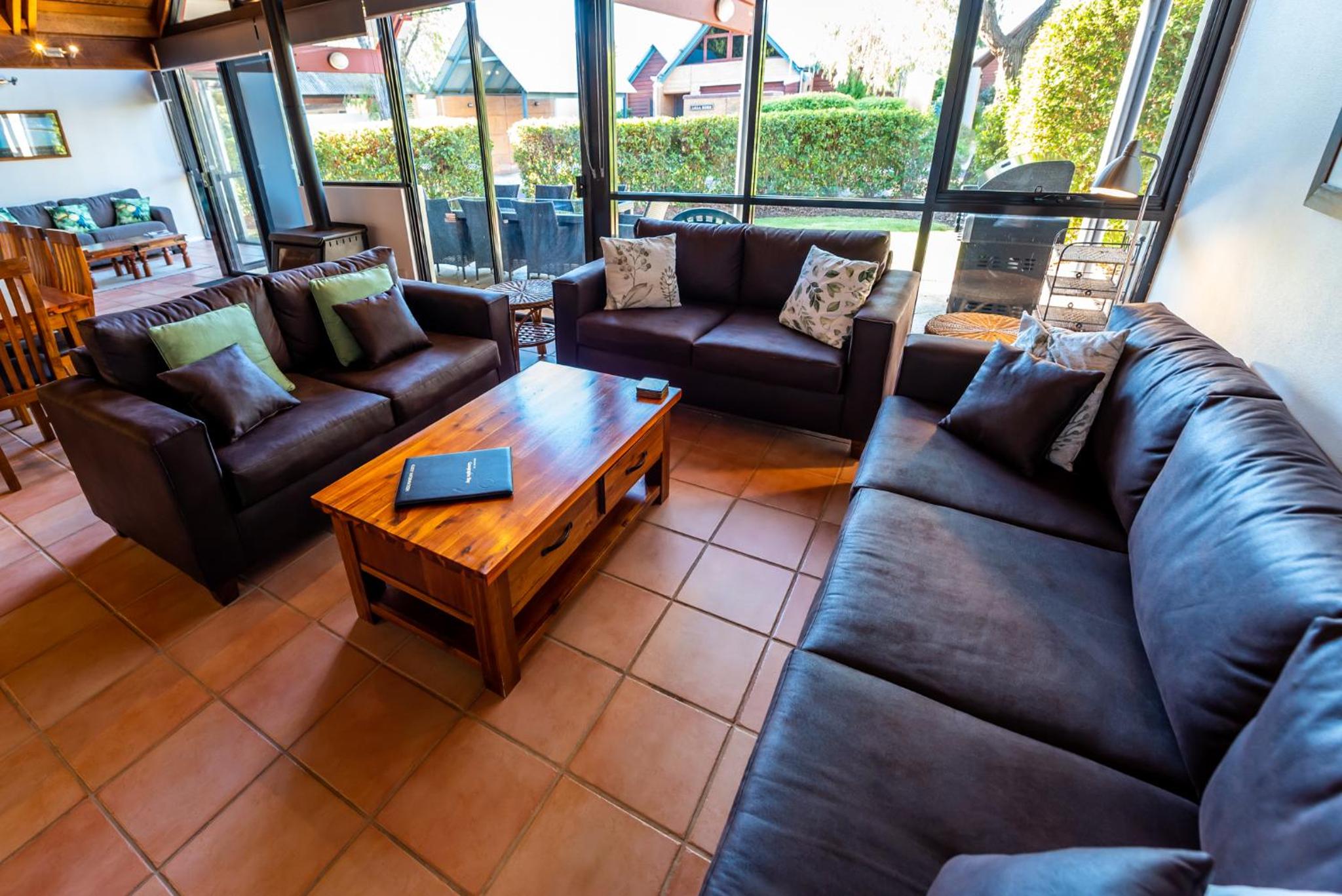 Whalers Cove Villas